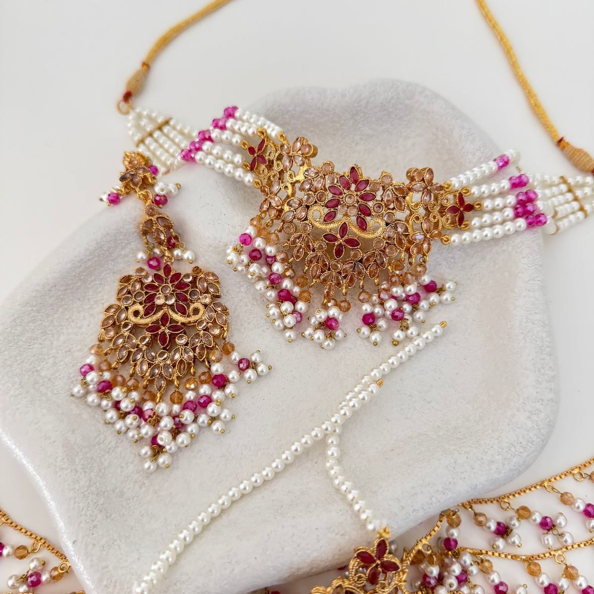 Mahira Choker Set
