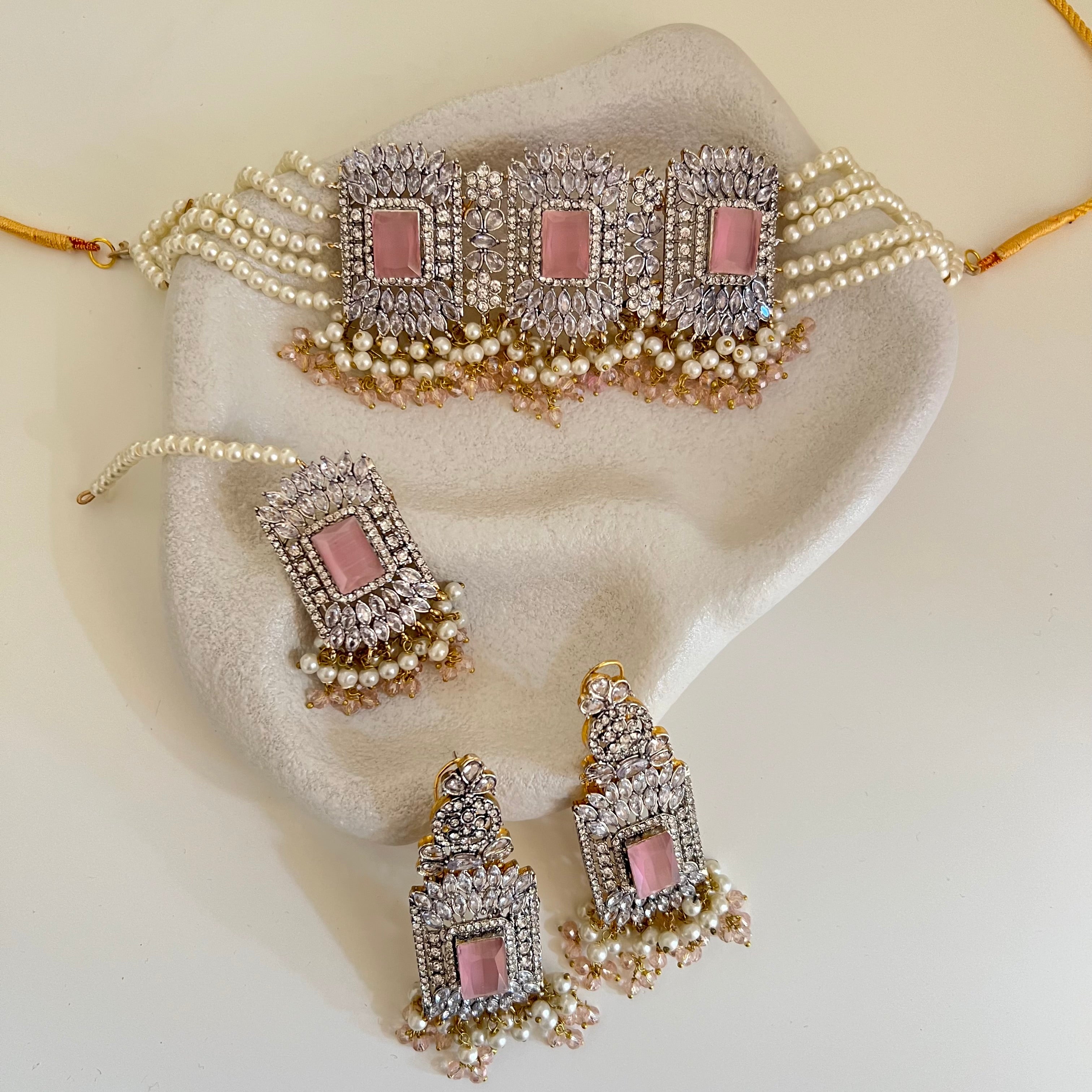 Rida Choker Set