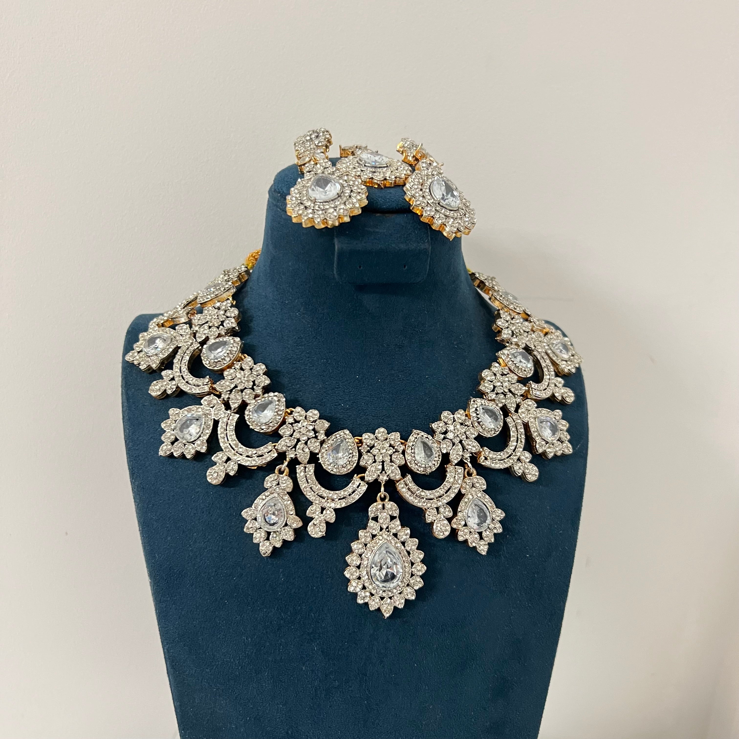 Shabina Necklace Set