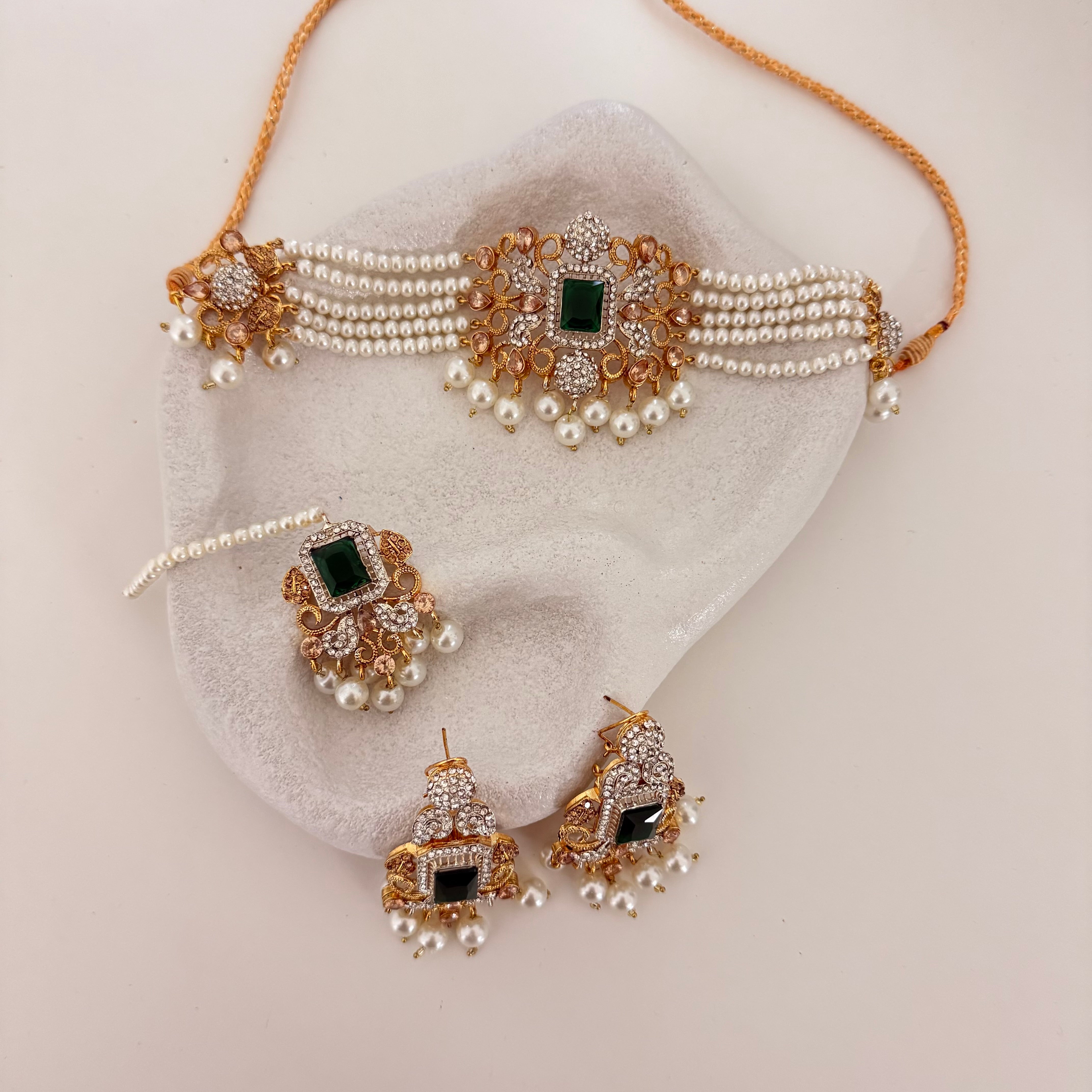 karina Choker Set Green