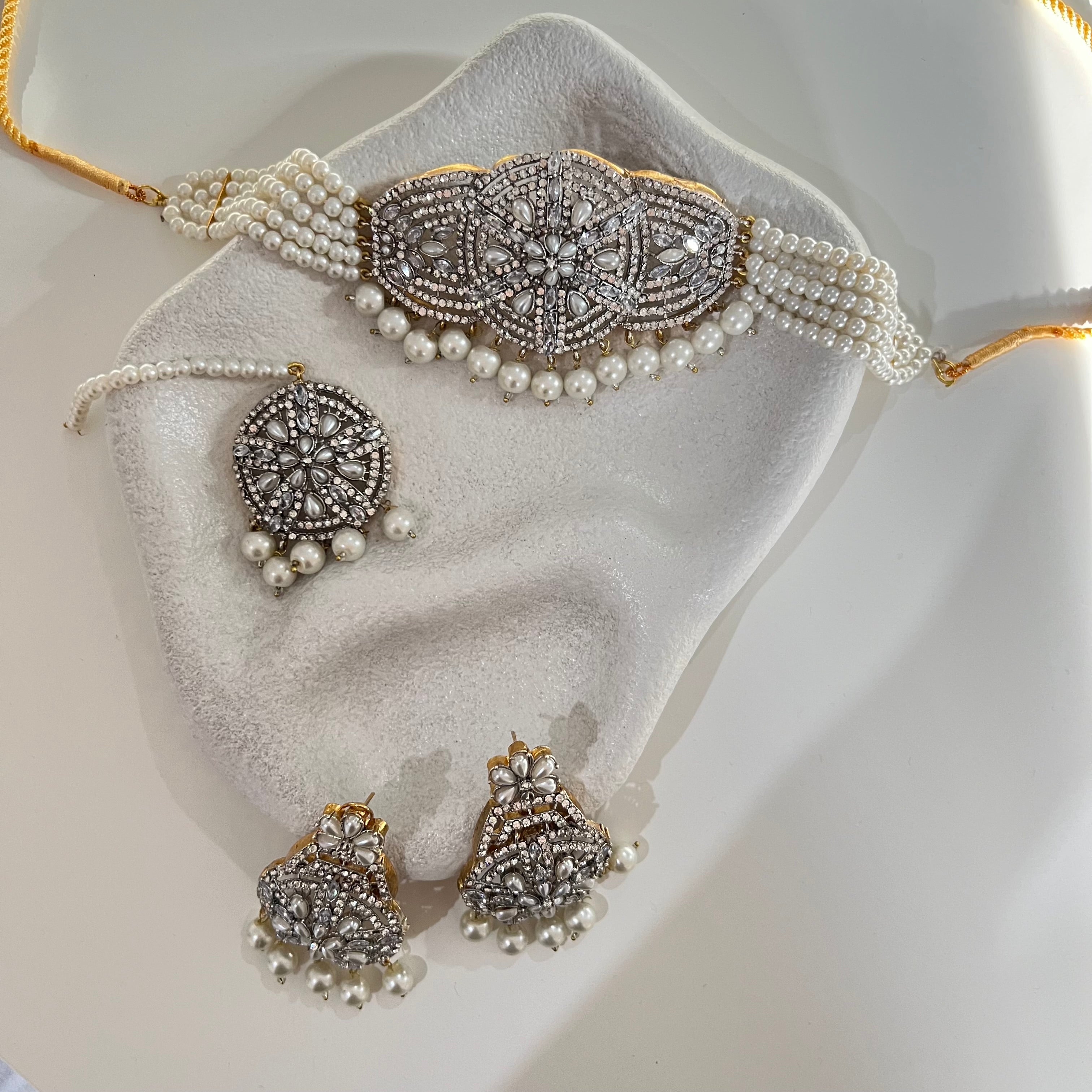 Zoe Choker Set