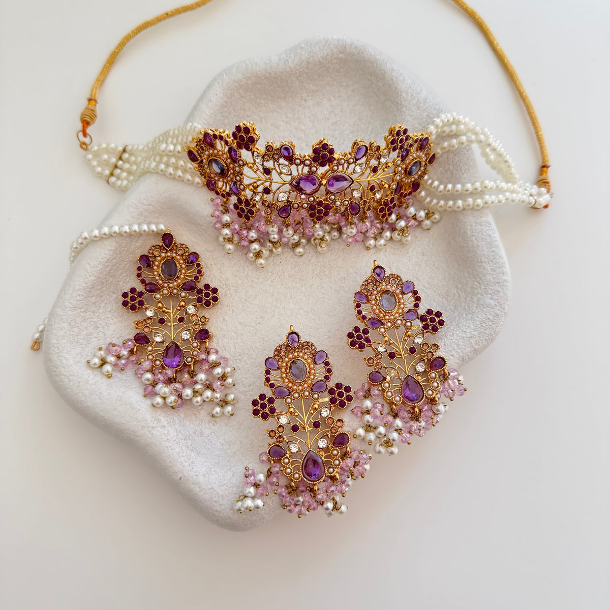 Reama Choker Set