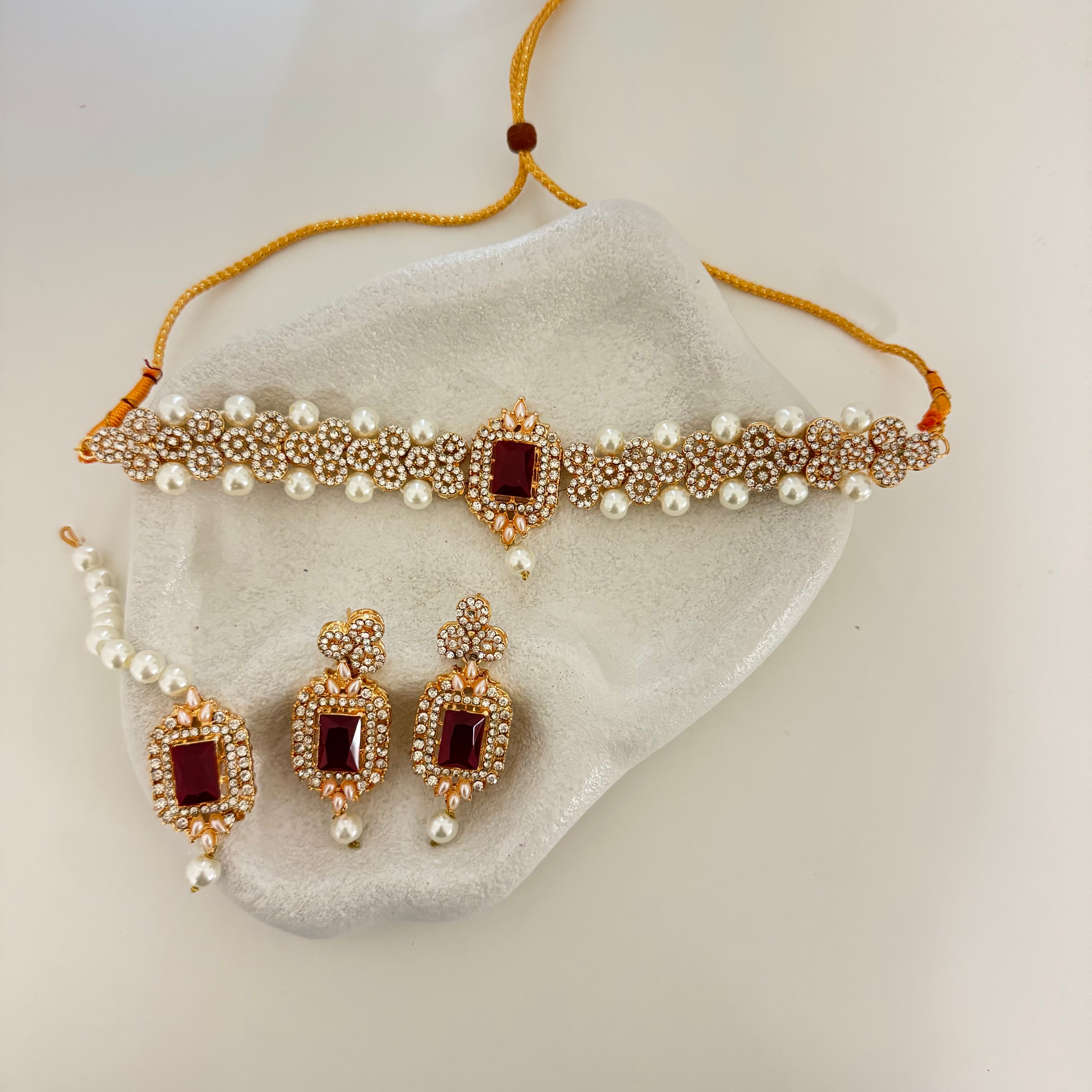 Zarina Choker Set