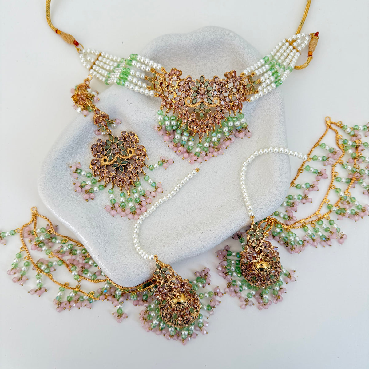 Mahira Choker Set