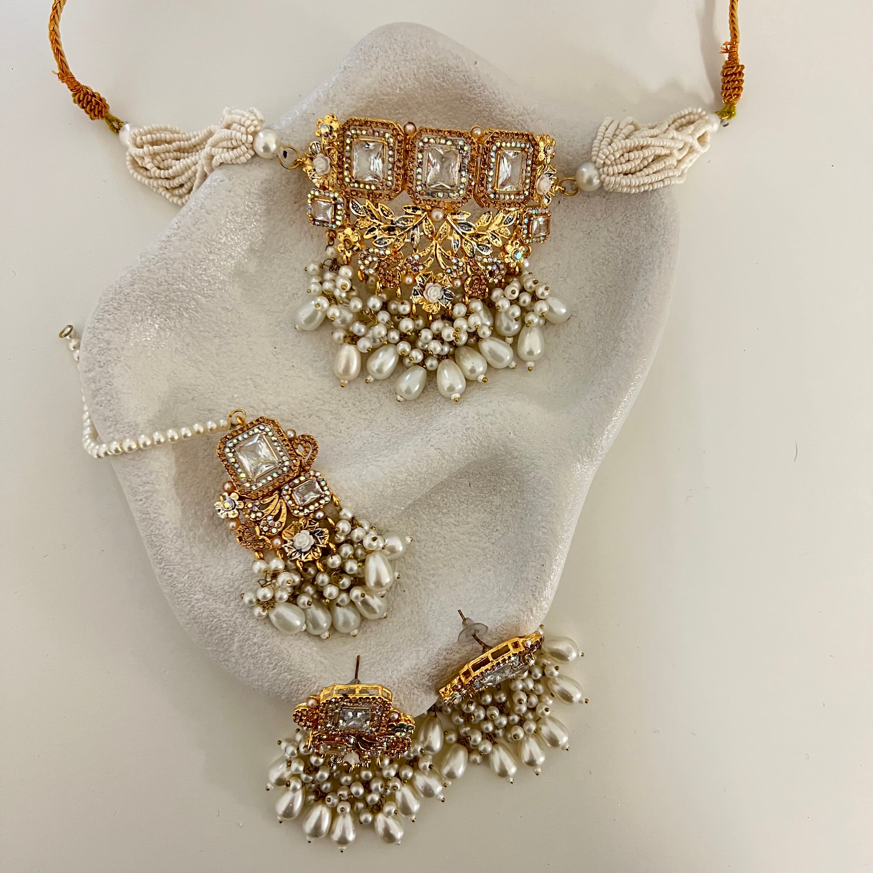 Sanna Choker Set