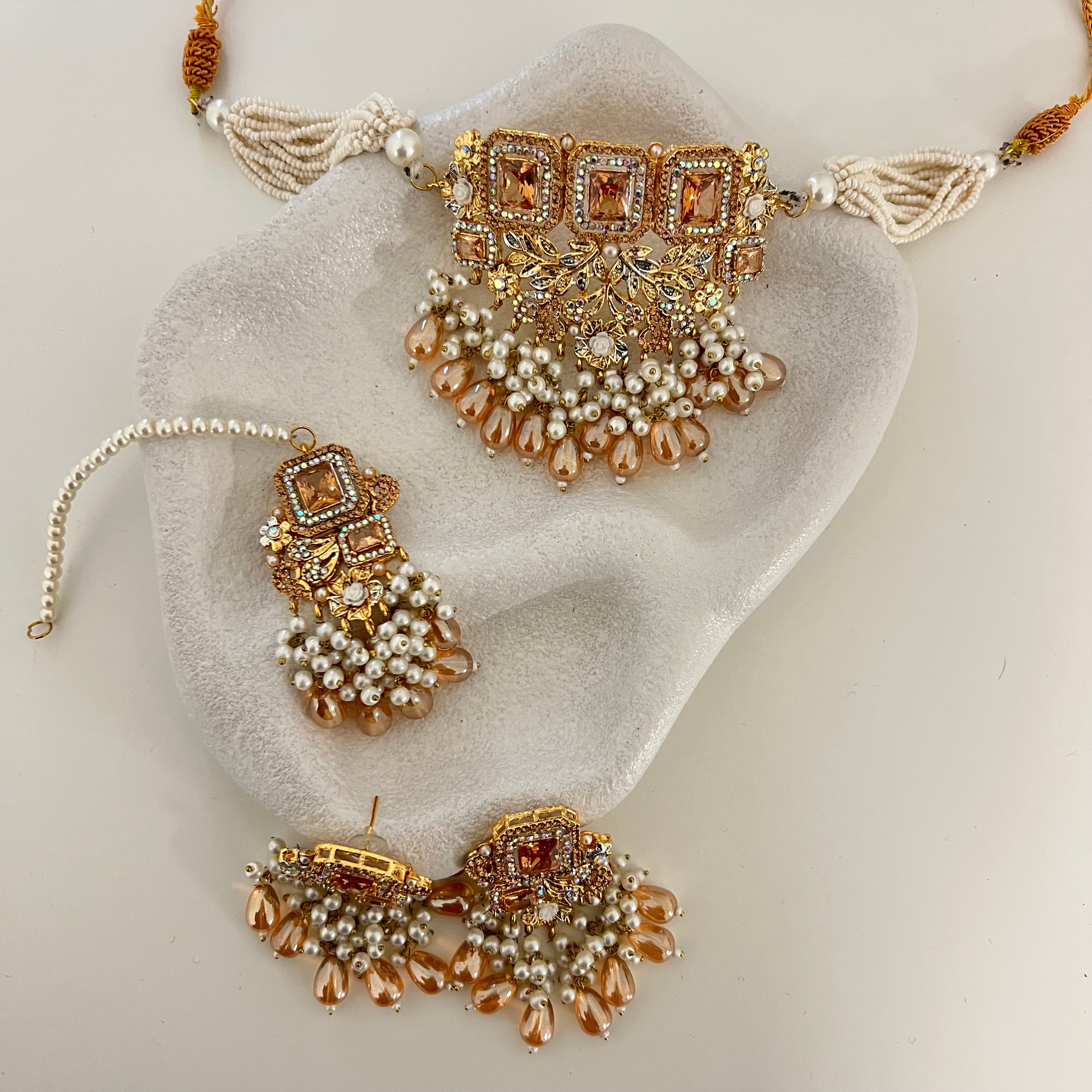 Sanna Choker Set