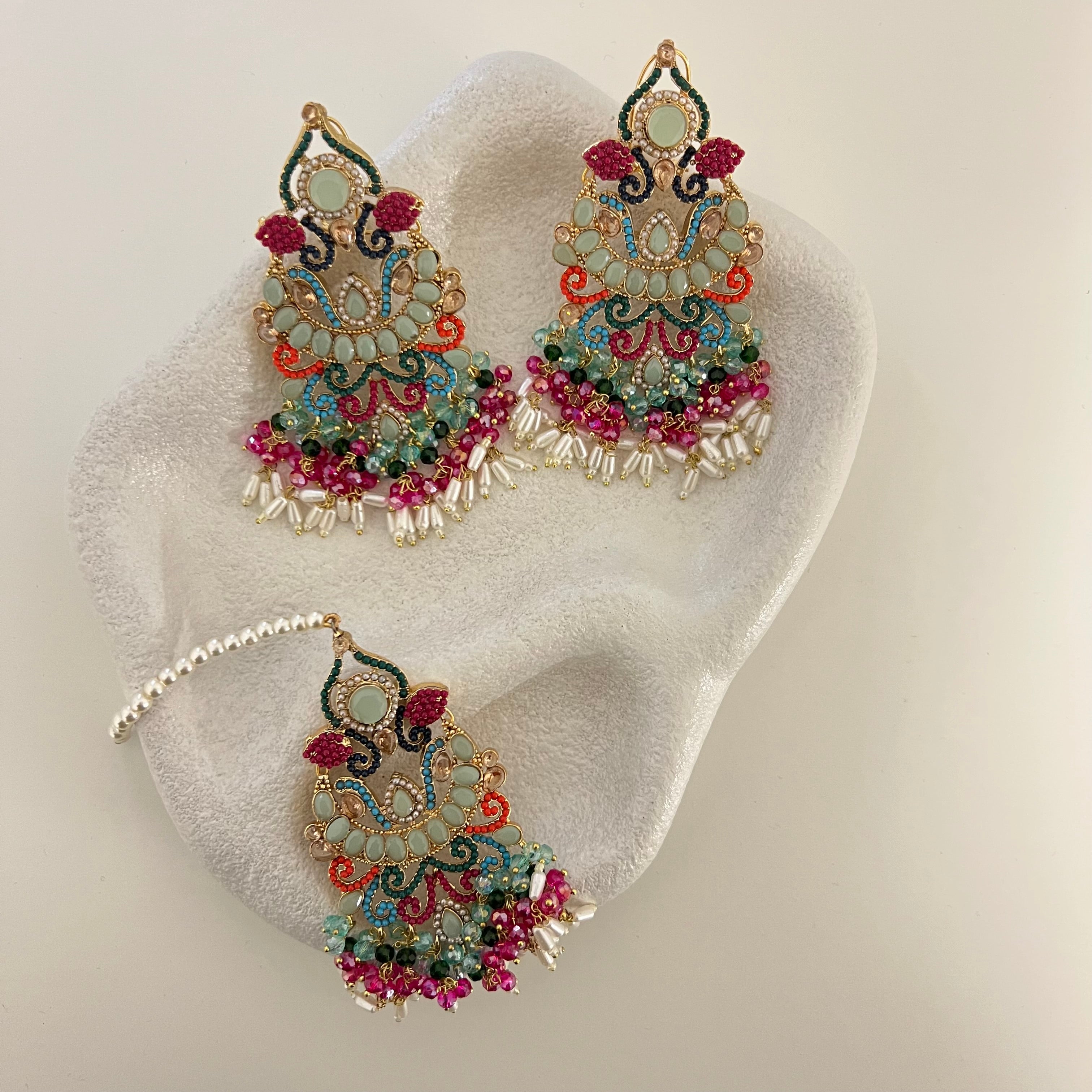 Zyna Earrings & Tikka Set