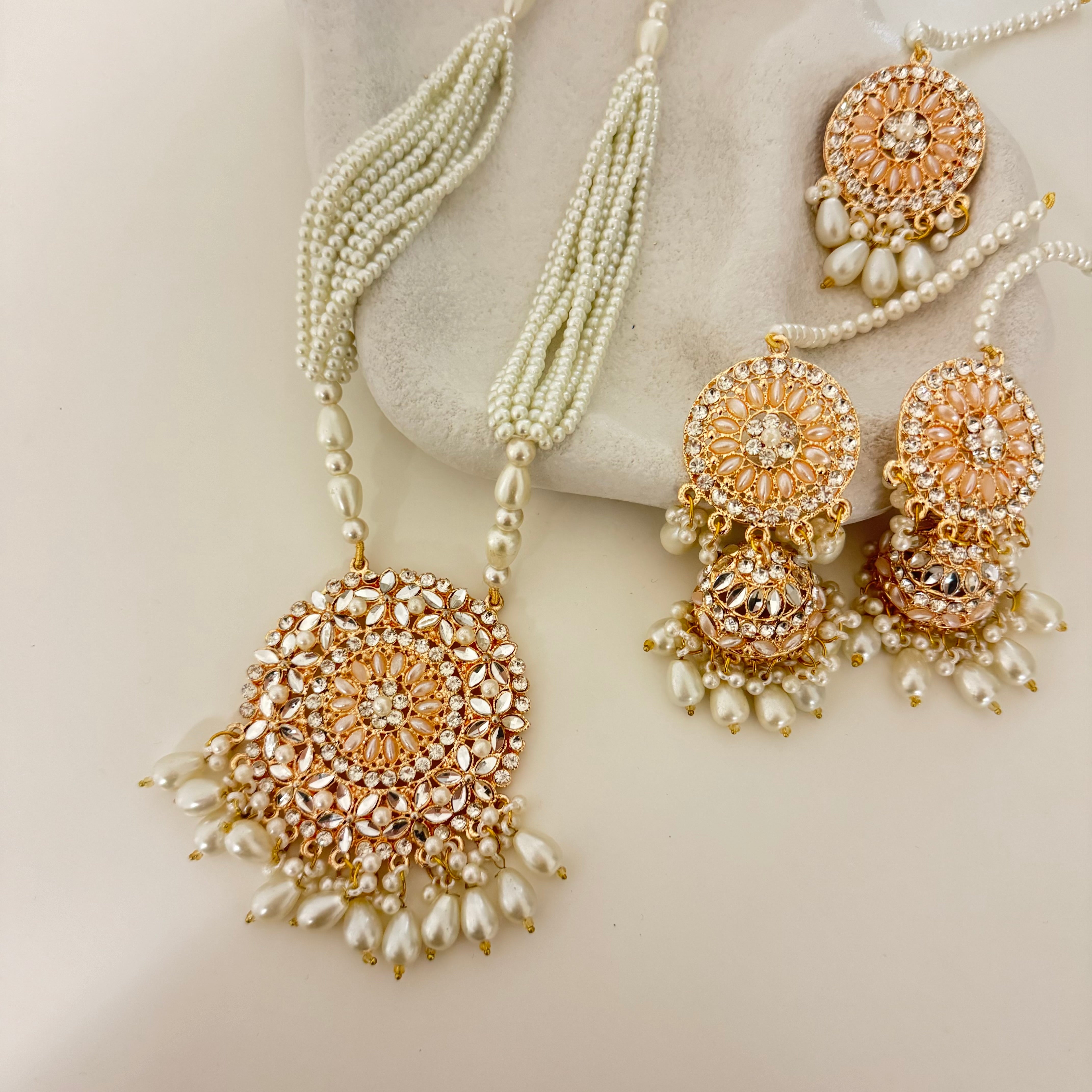 Sophie Necklace Set