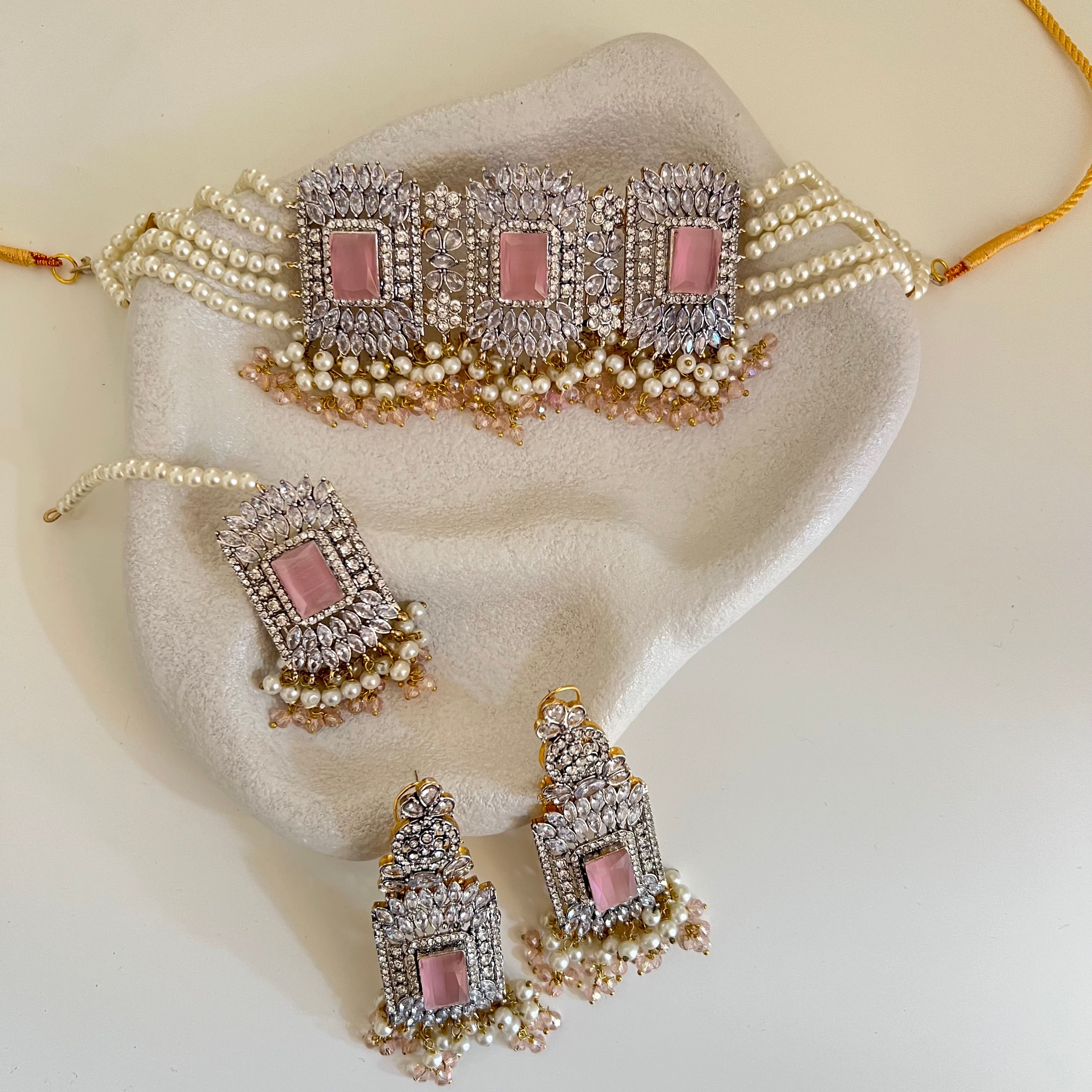 Rida Choker Set