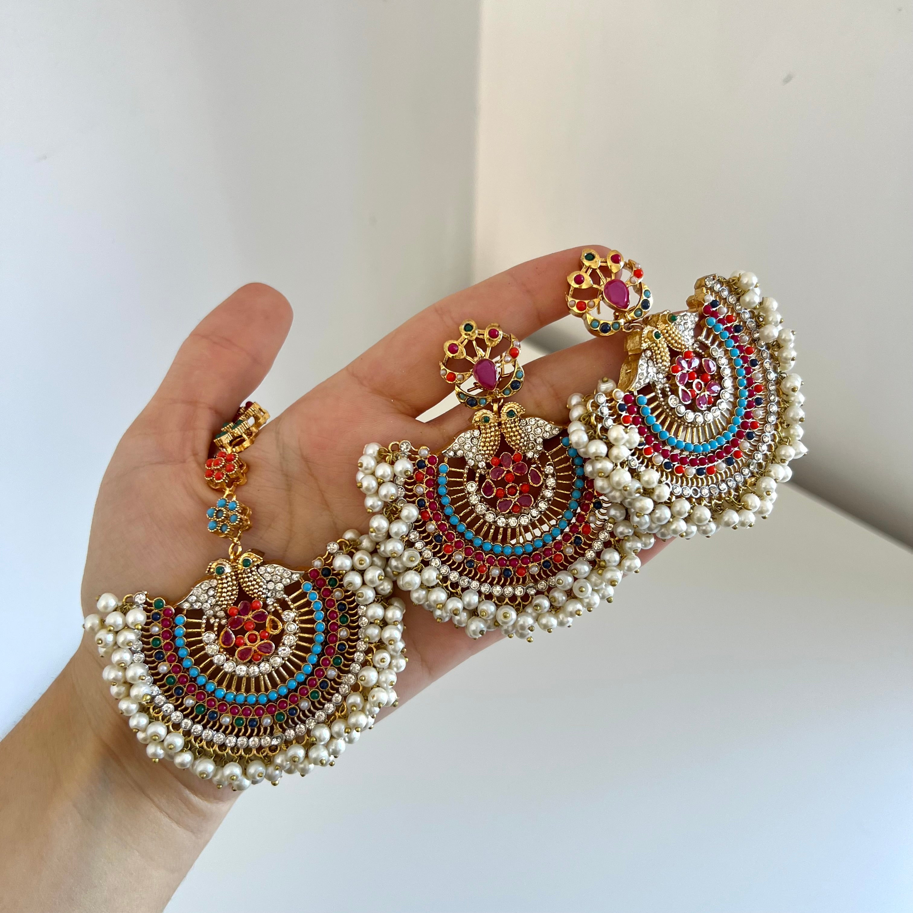 Shiza Earring Tikka Set