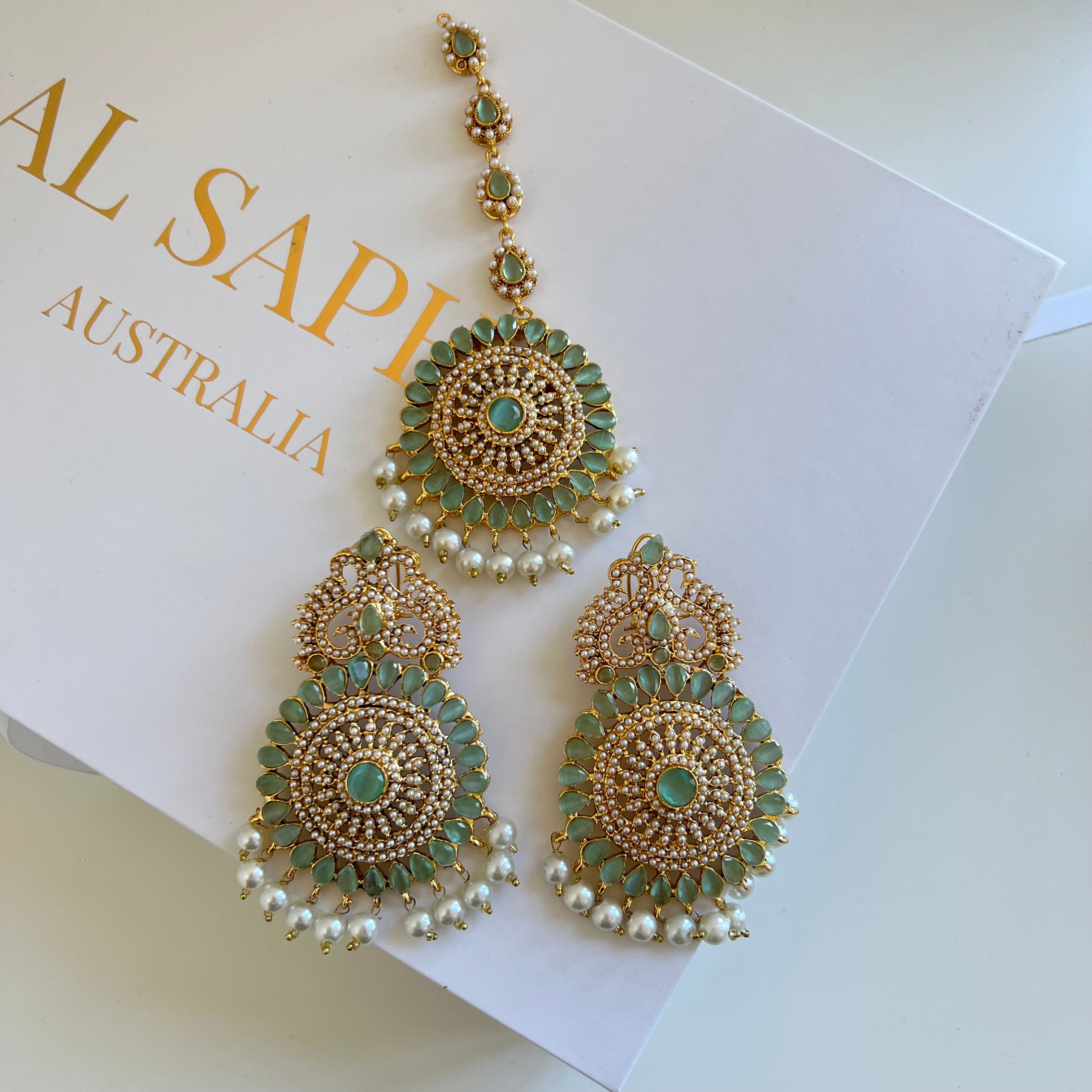 Lyba Earrings & Tikka Mint