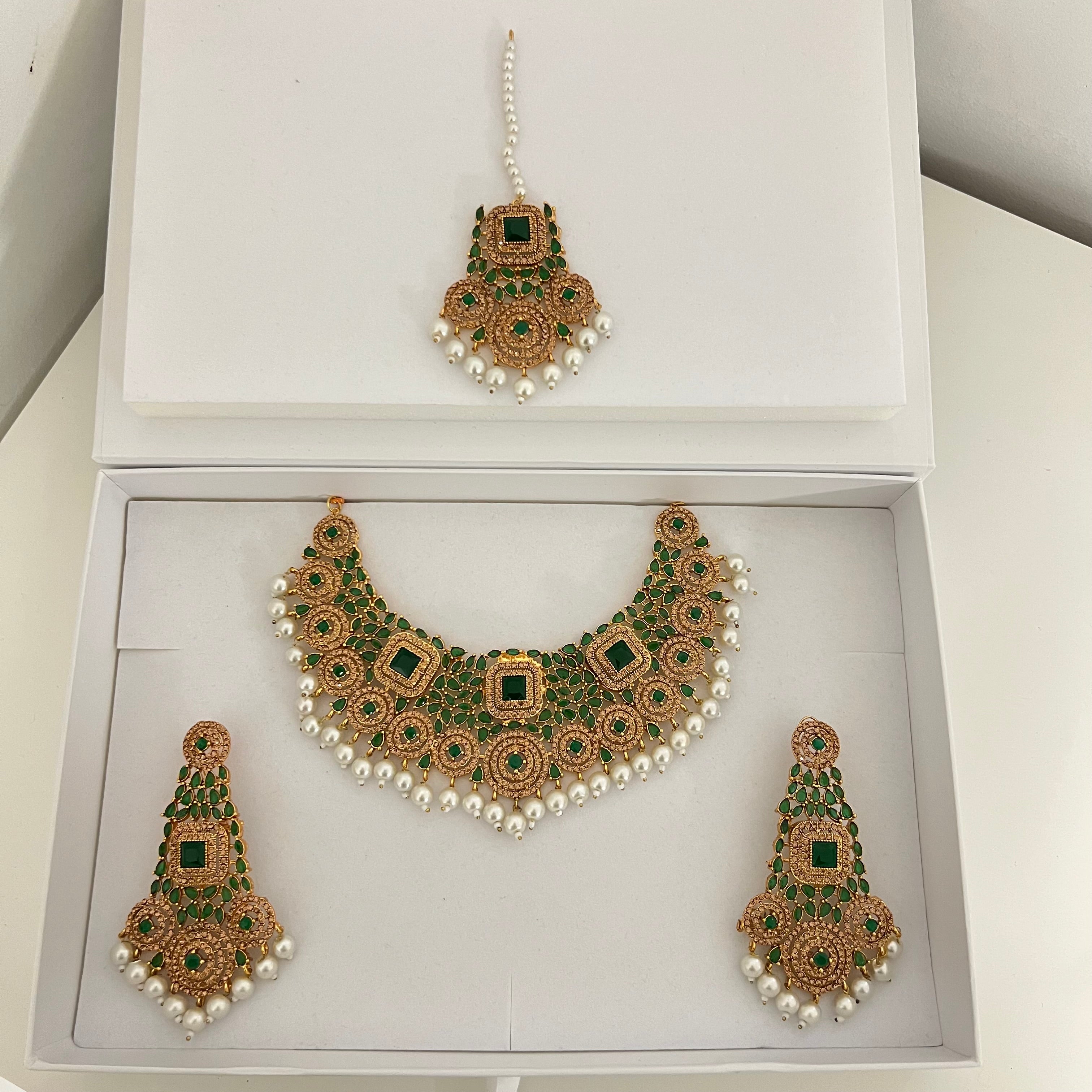 Sofia Necklace Set
