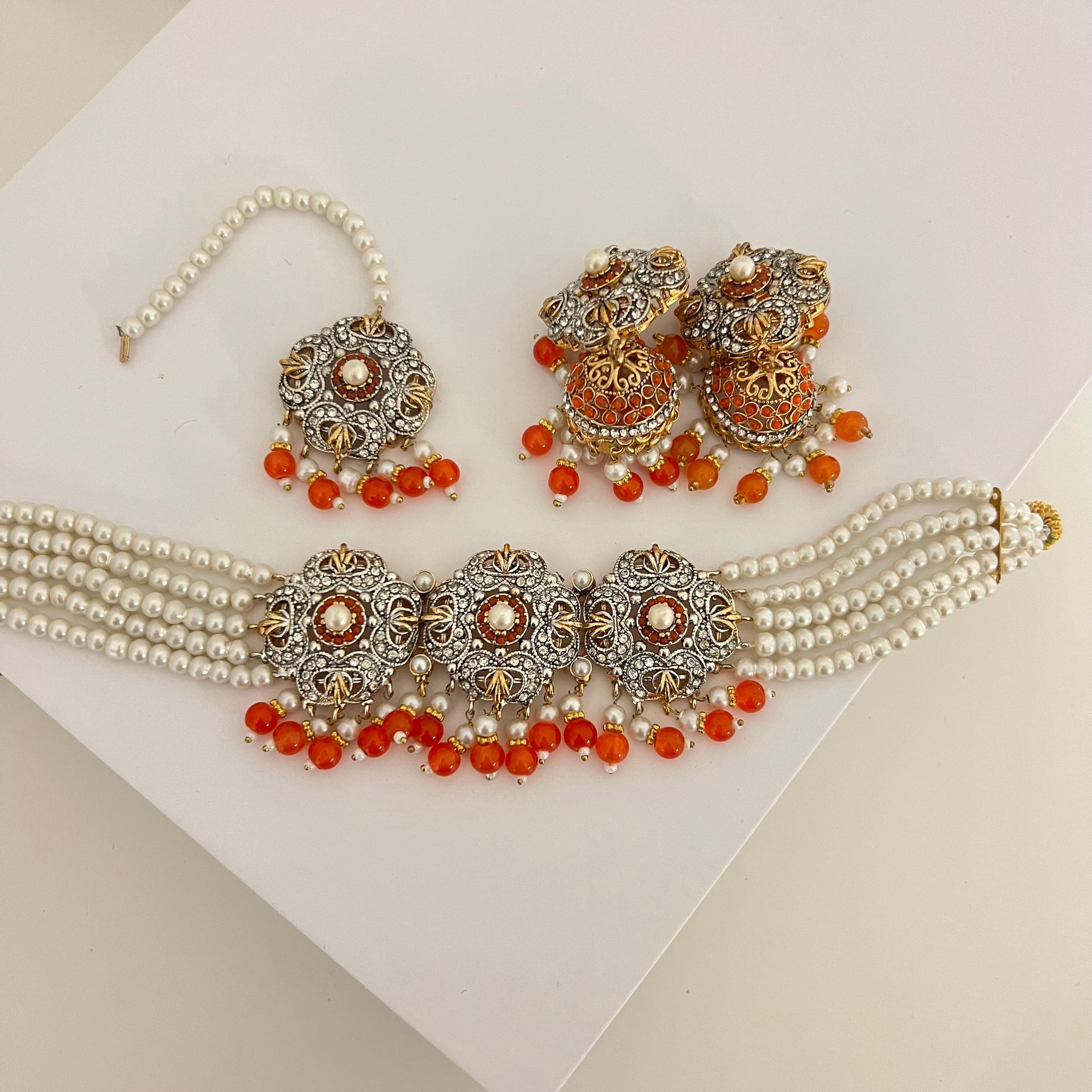 Mitchelle Choker Set