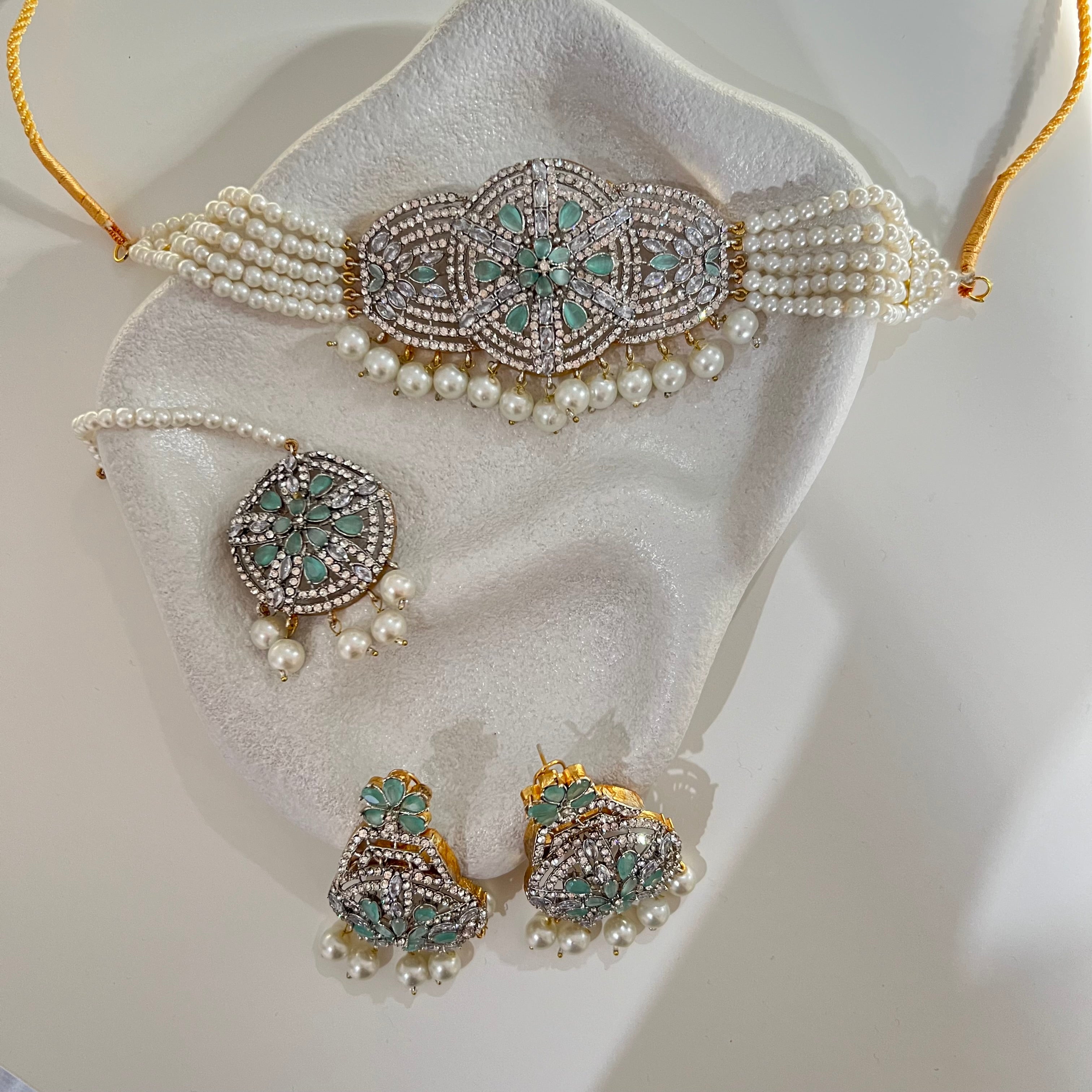 Zoe Choker Set