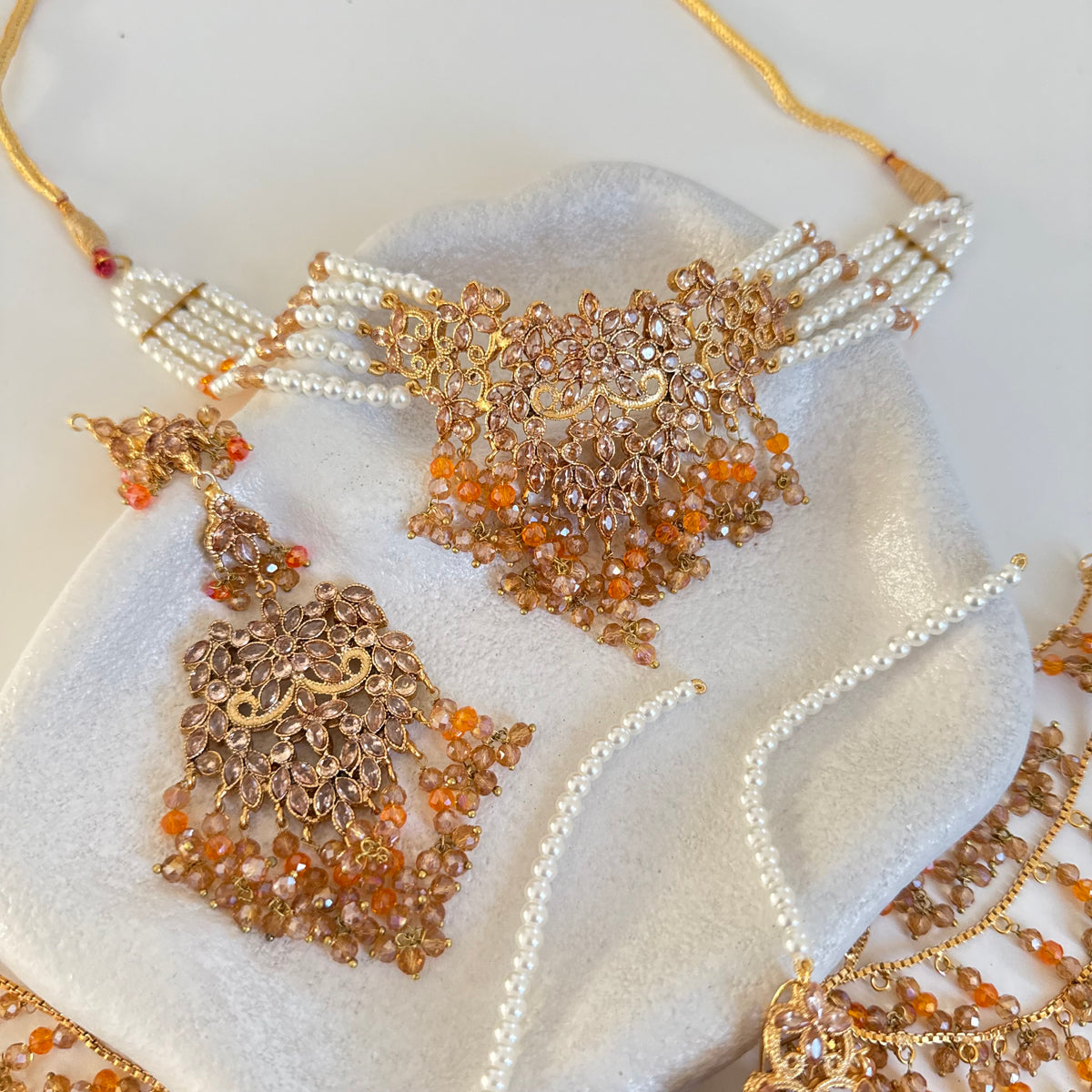 Mahira Choker Set