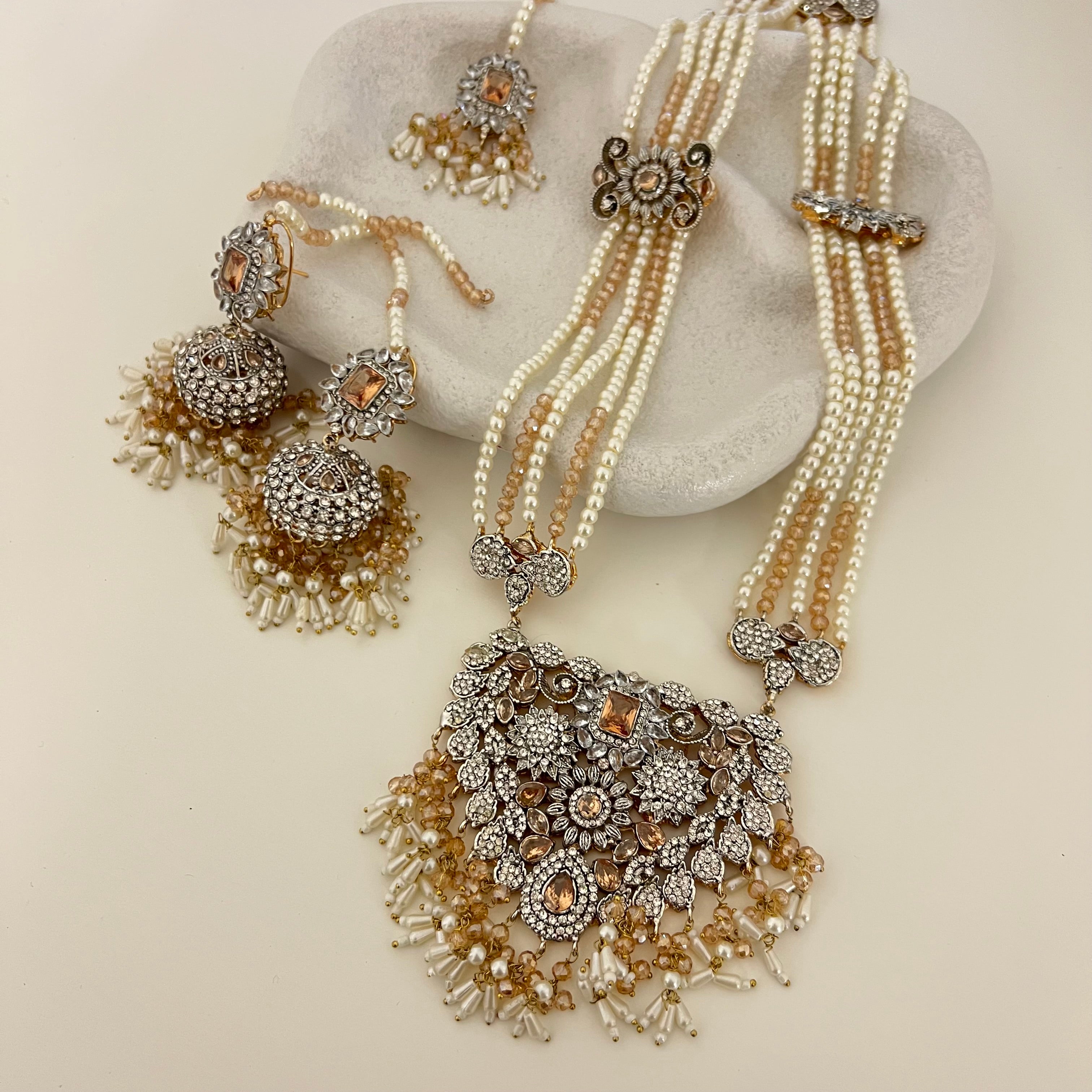 Alisha Long Necklace Set