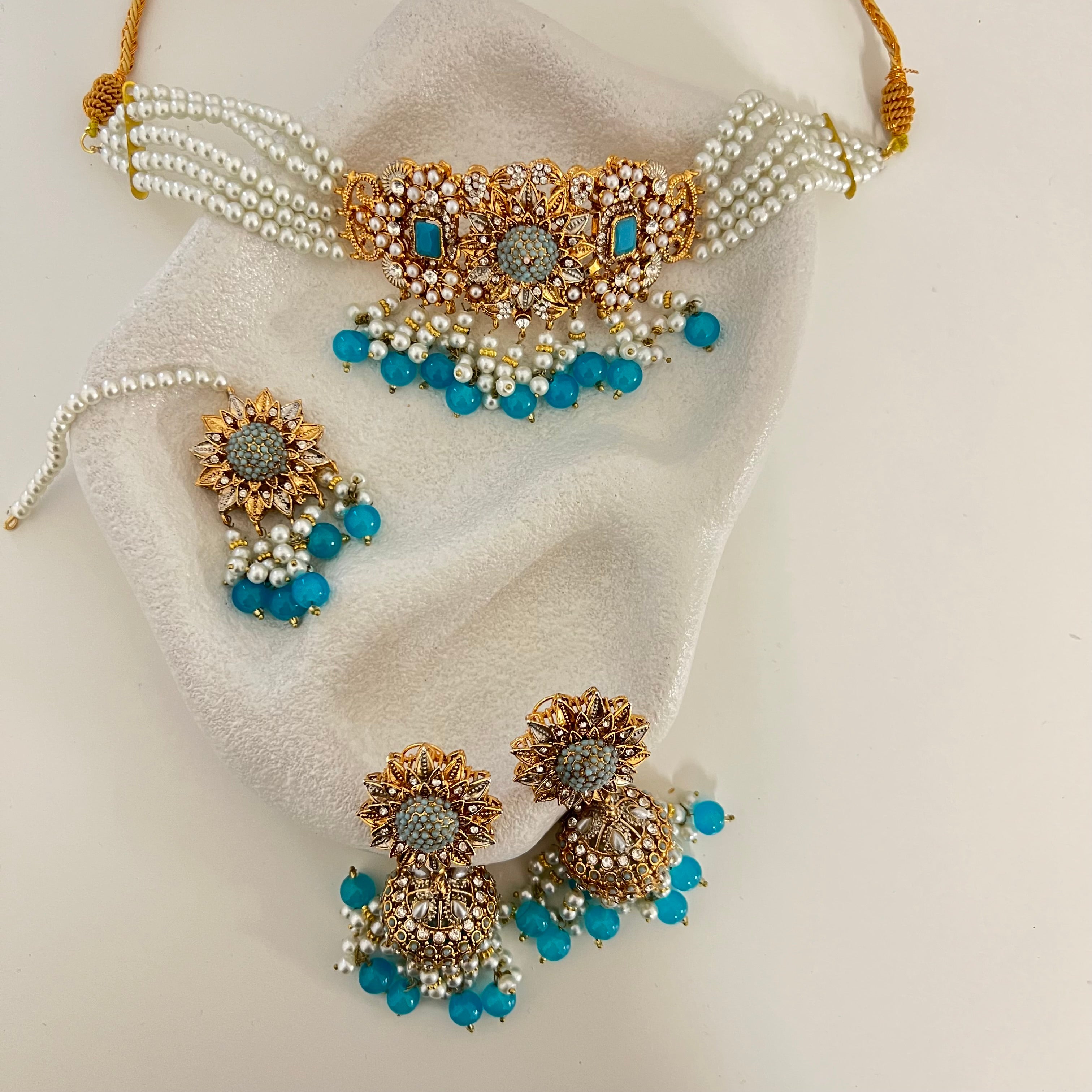 Kajal Choker Set