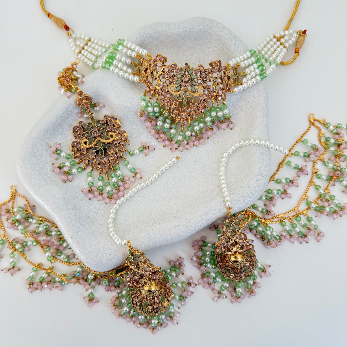 Mahira Choker Set