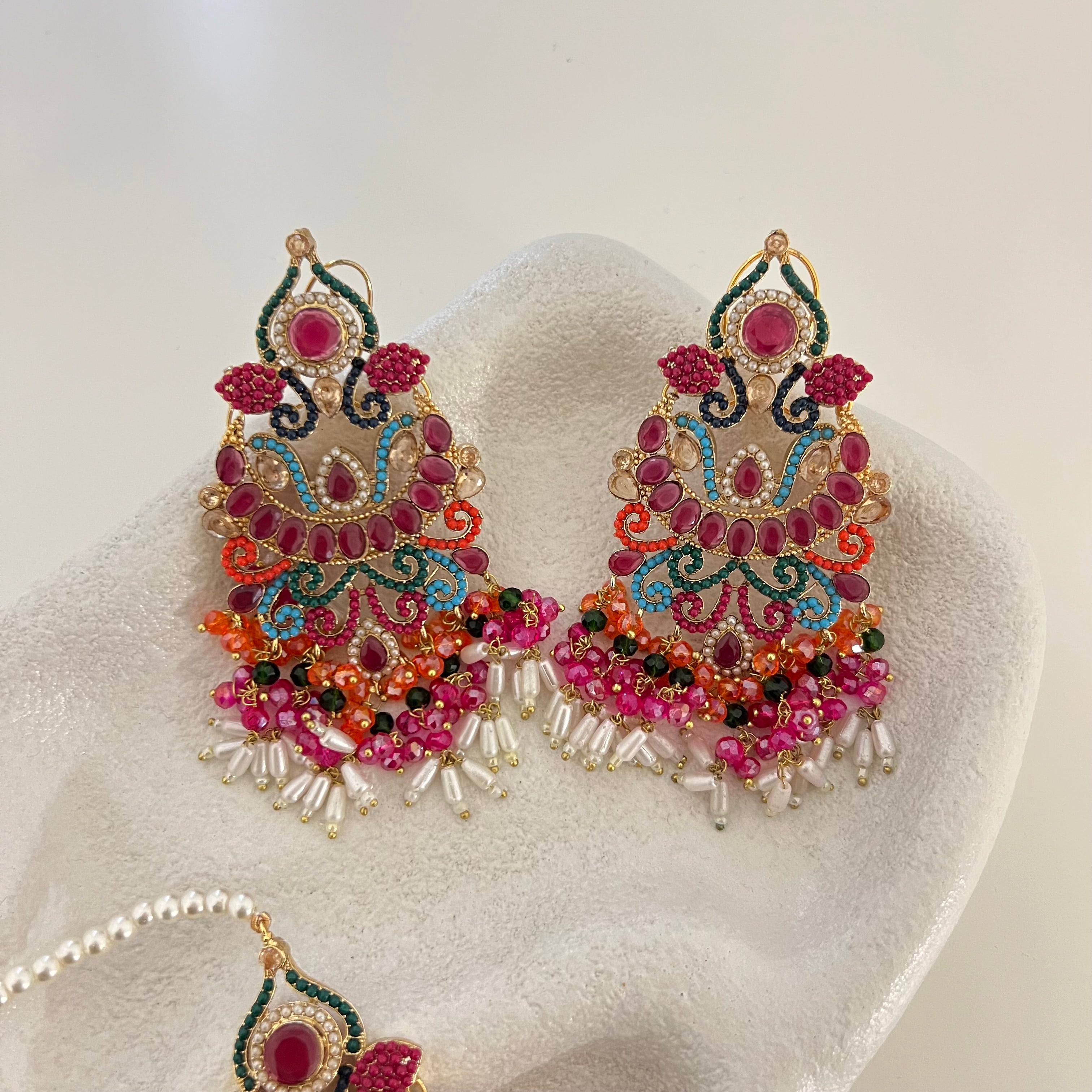 Zyna Earrings & Tikka Set