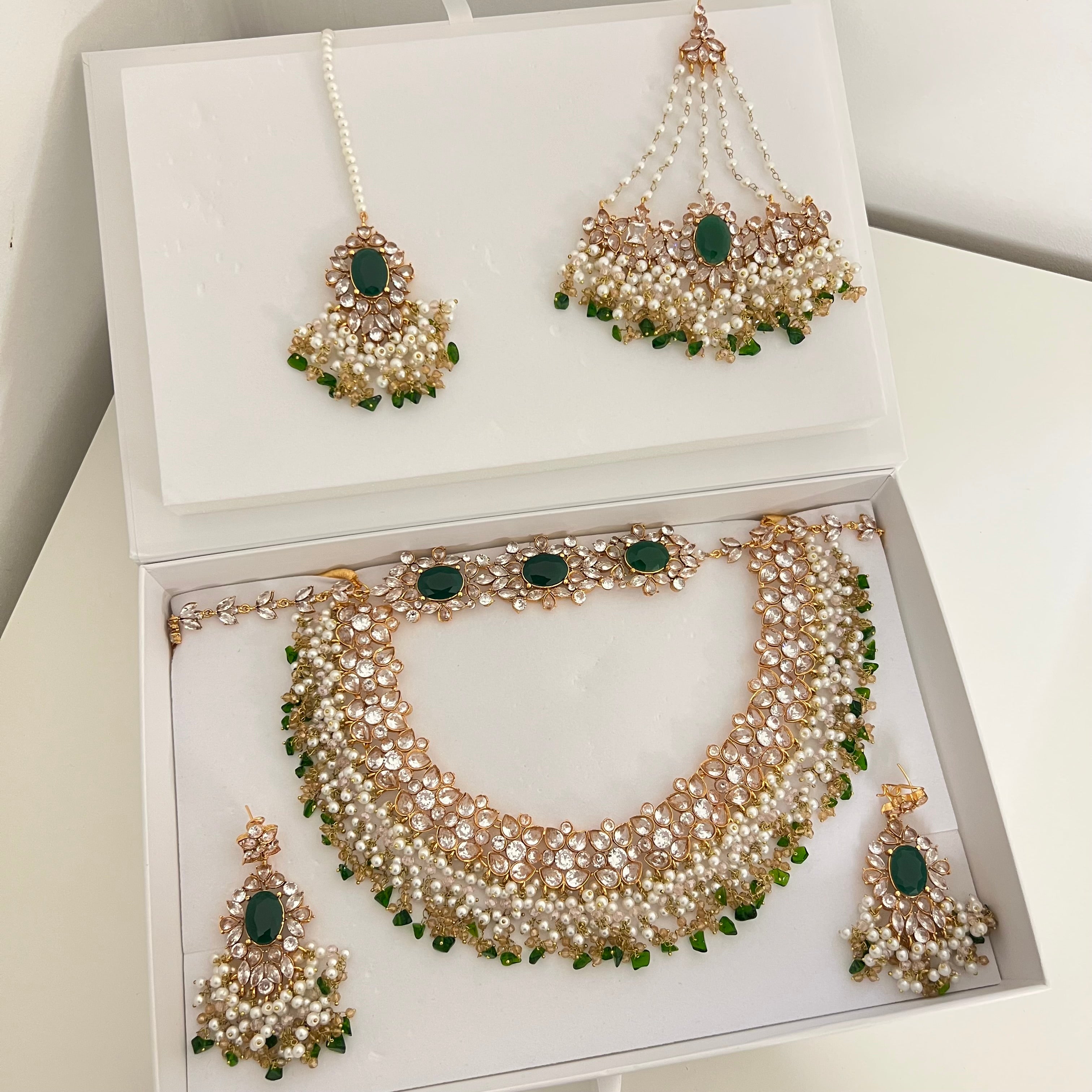 Nadia Bridal Set
