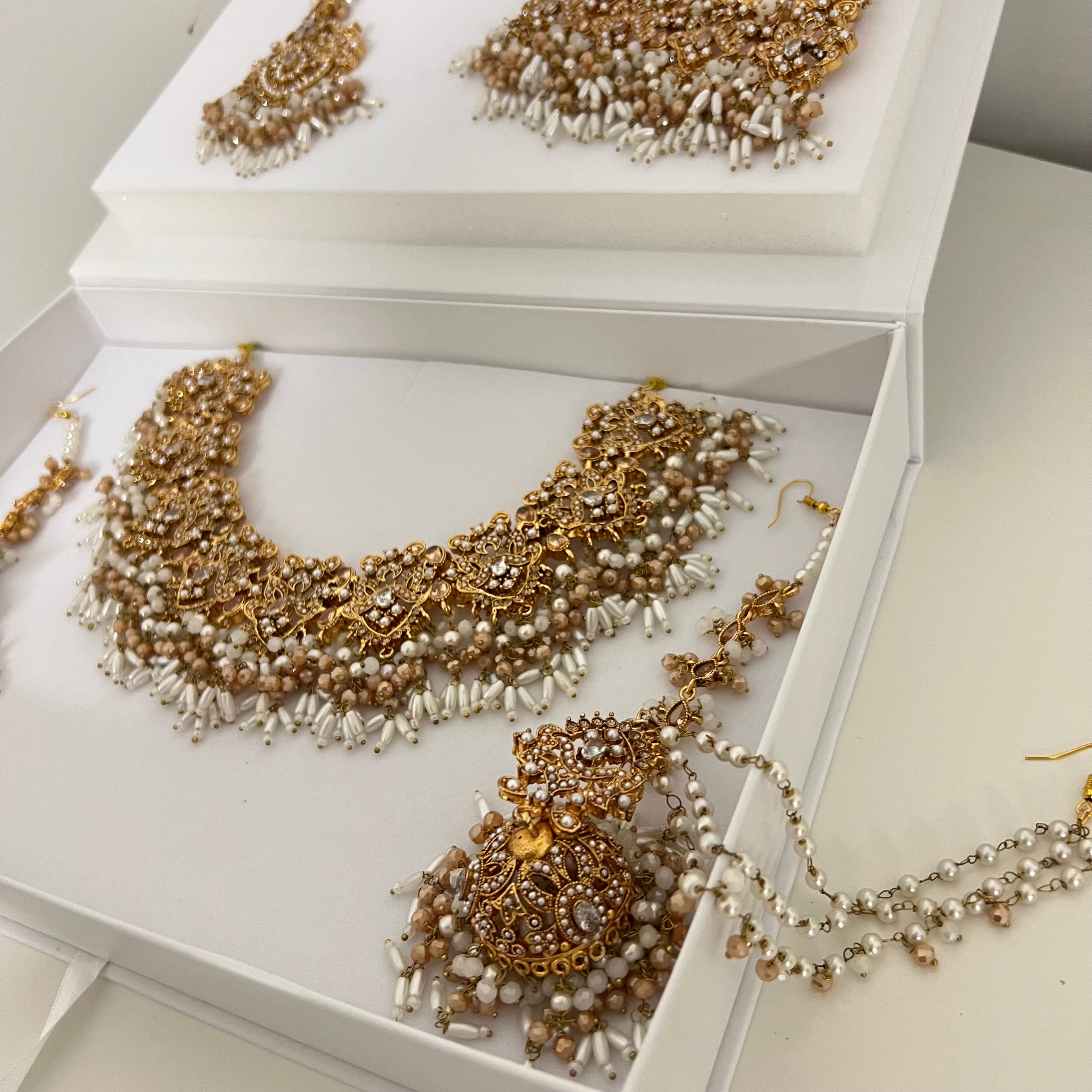 Saria Bridal Set Gold