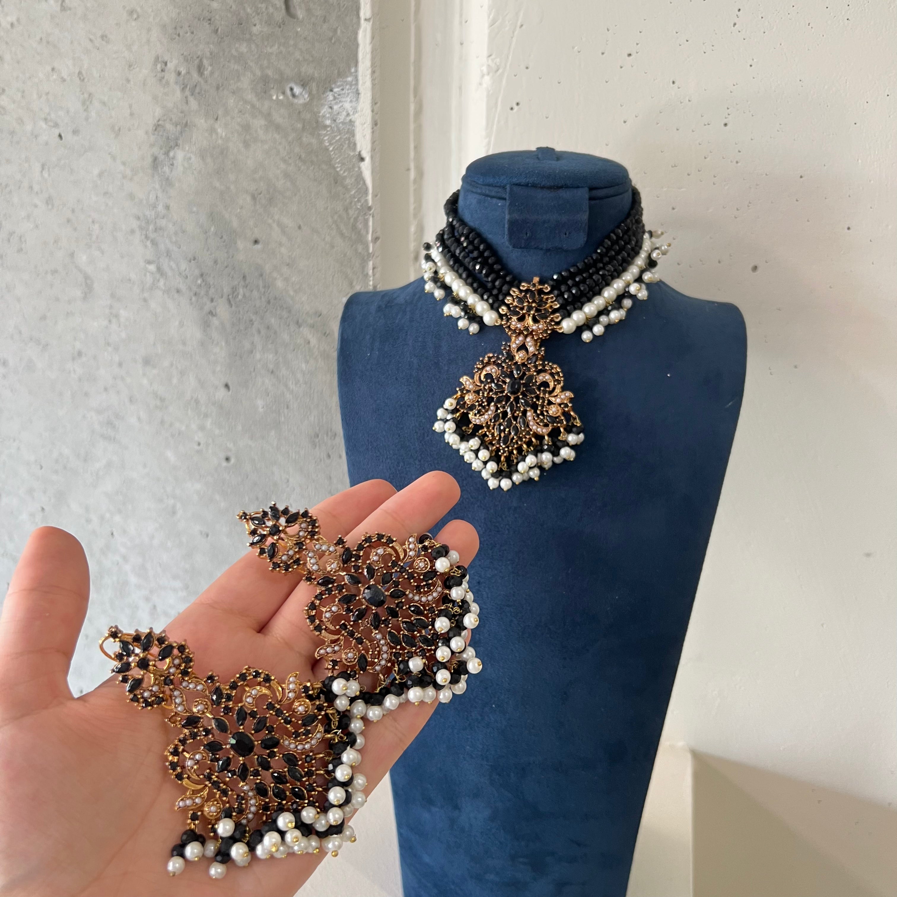 Ariana Choker Set Black