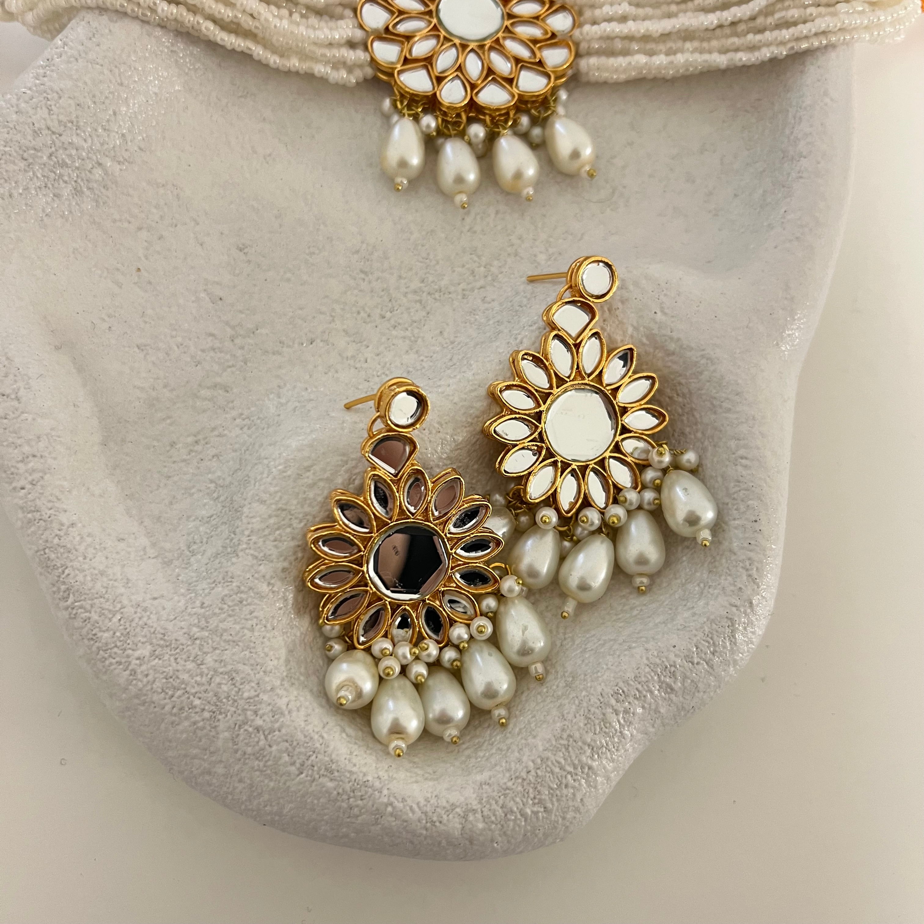 Naima Choker Set