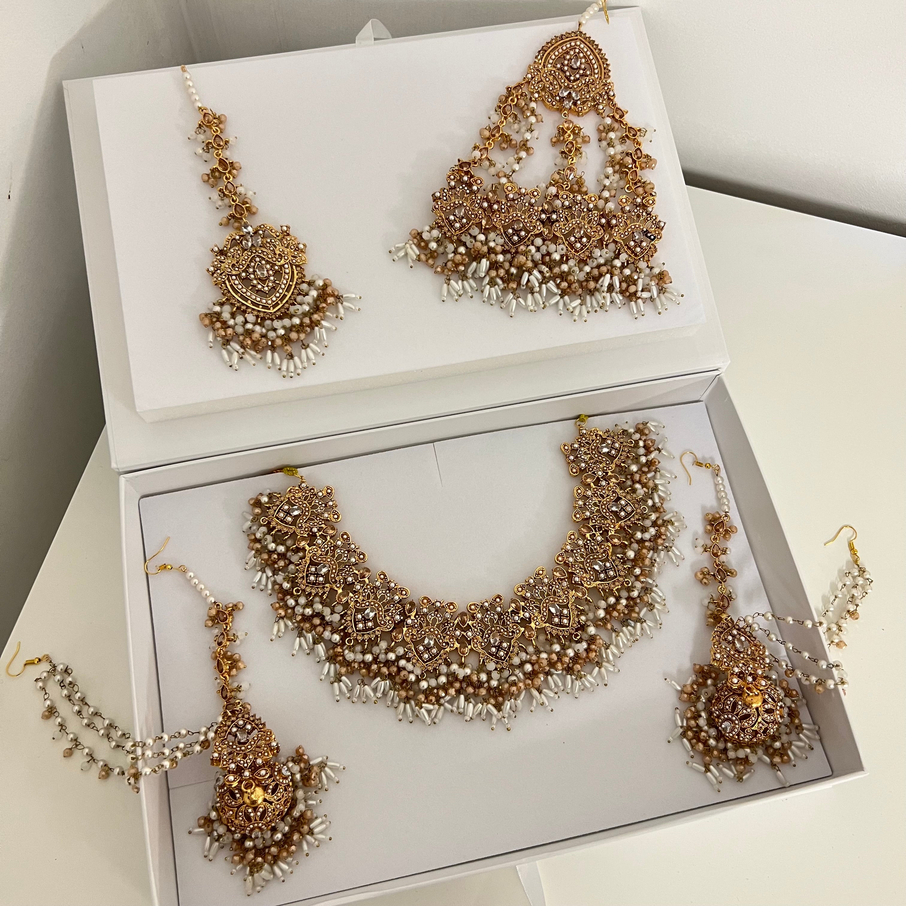 Saria Bridal Set Gold