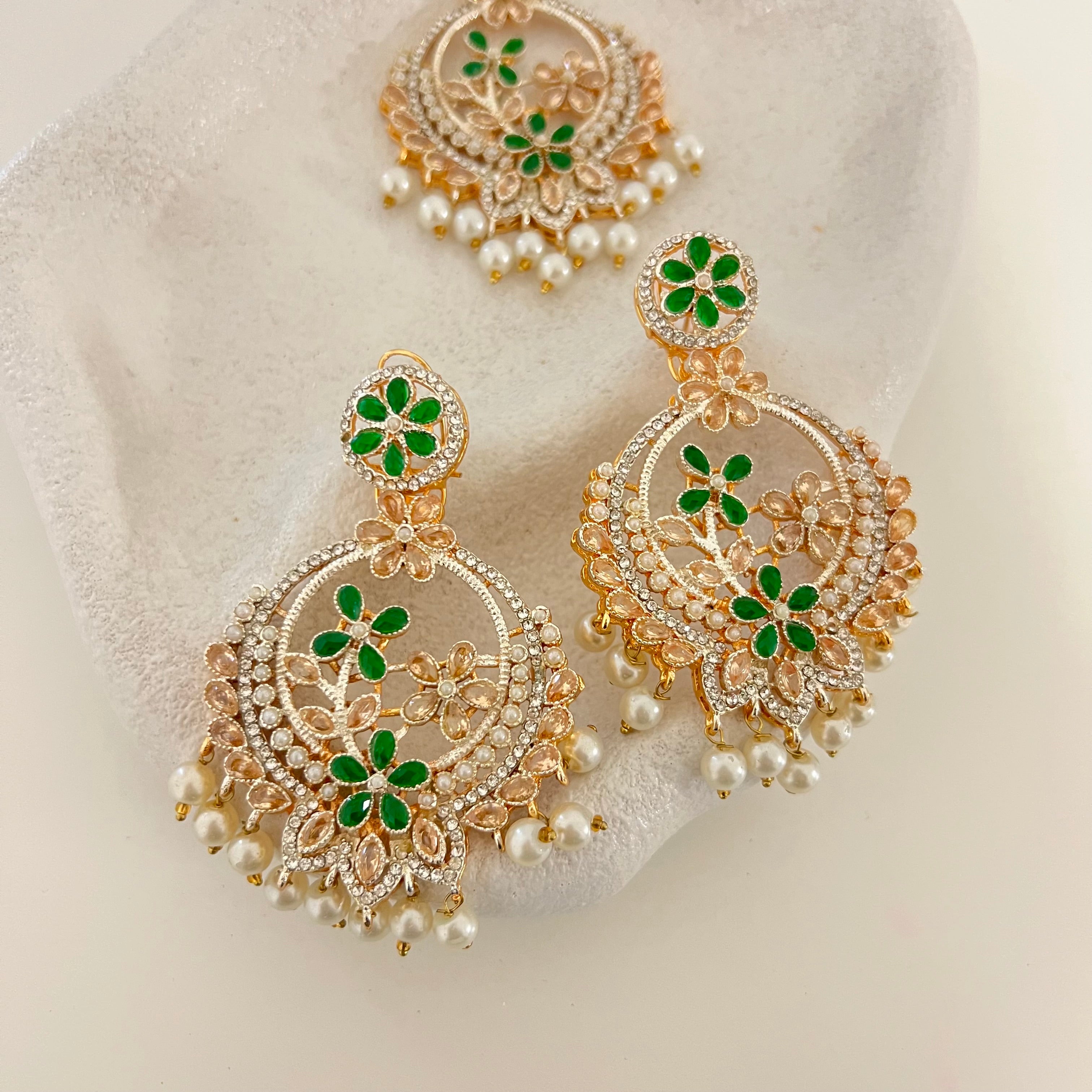 Suraya Earrings & Tikka Set