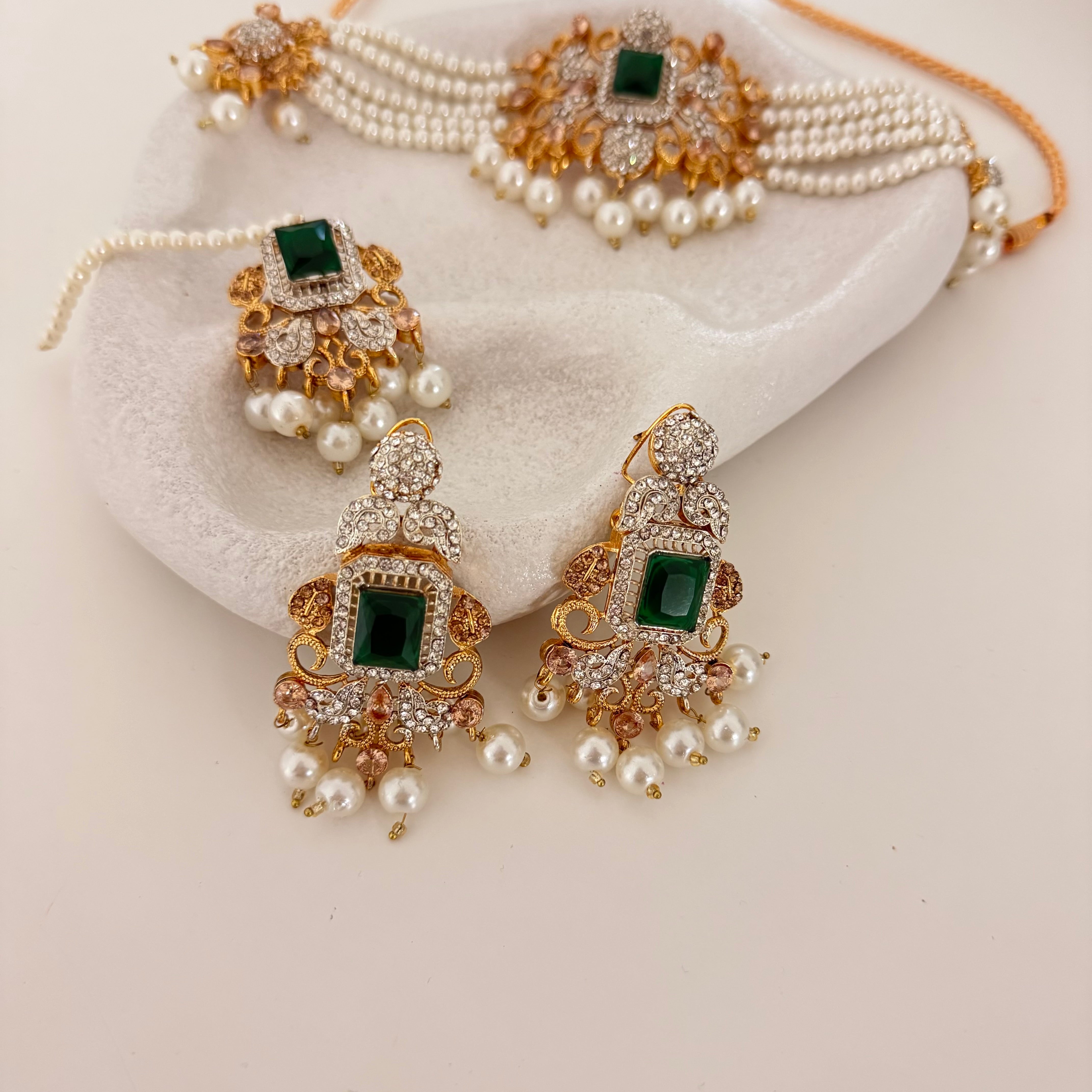 karina Choker Set Green