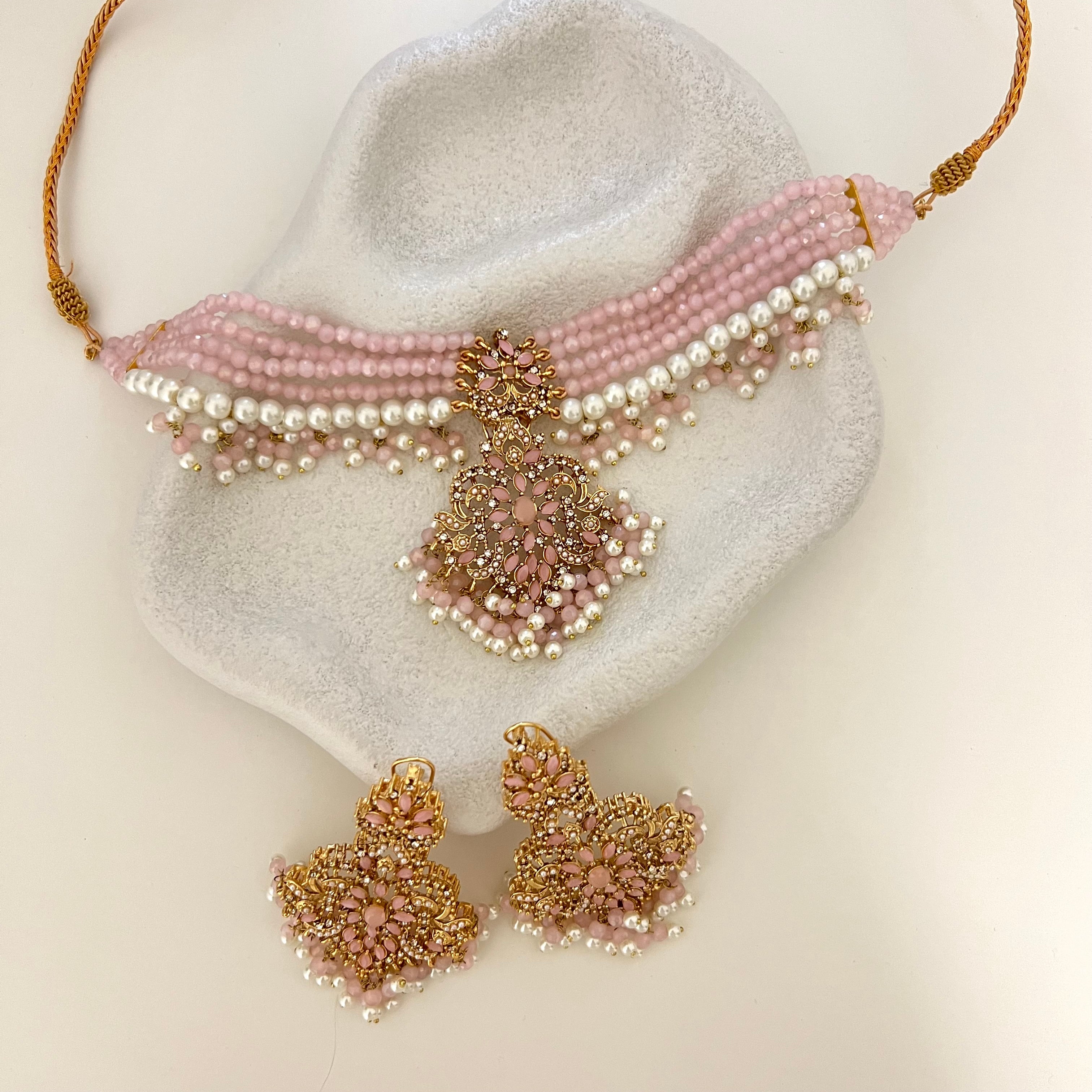 Ariana Choker Set Pink