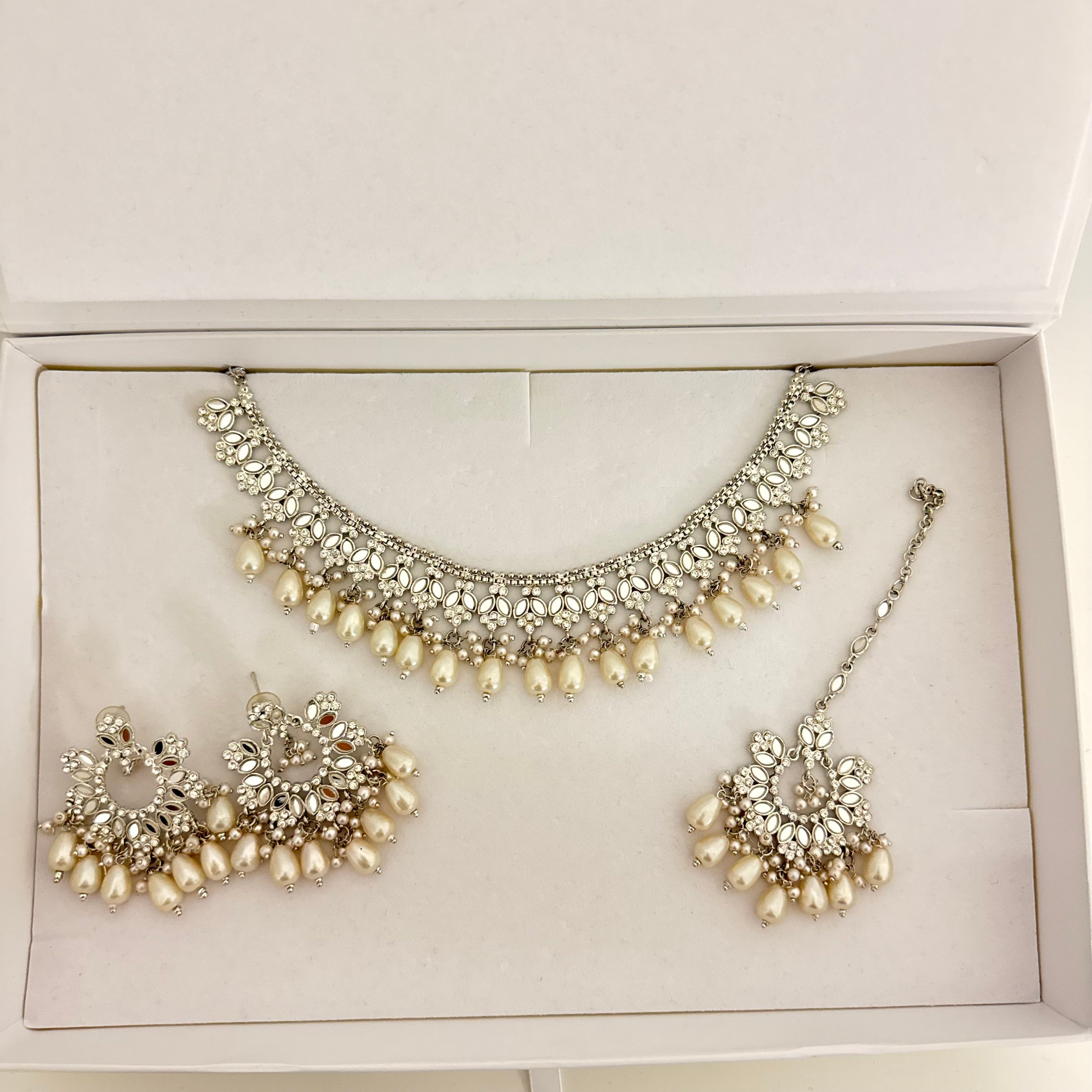 Nina Necklace Set