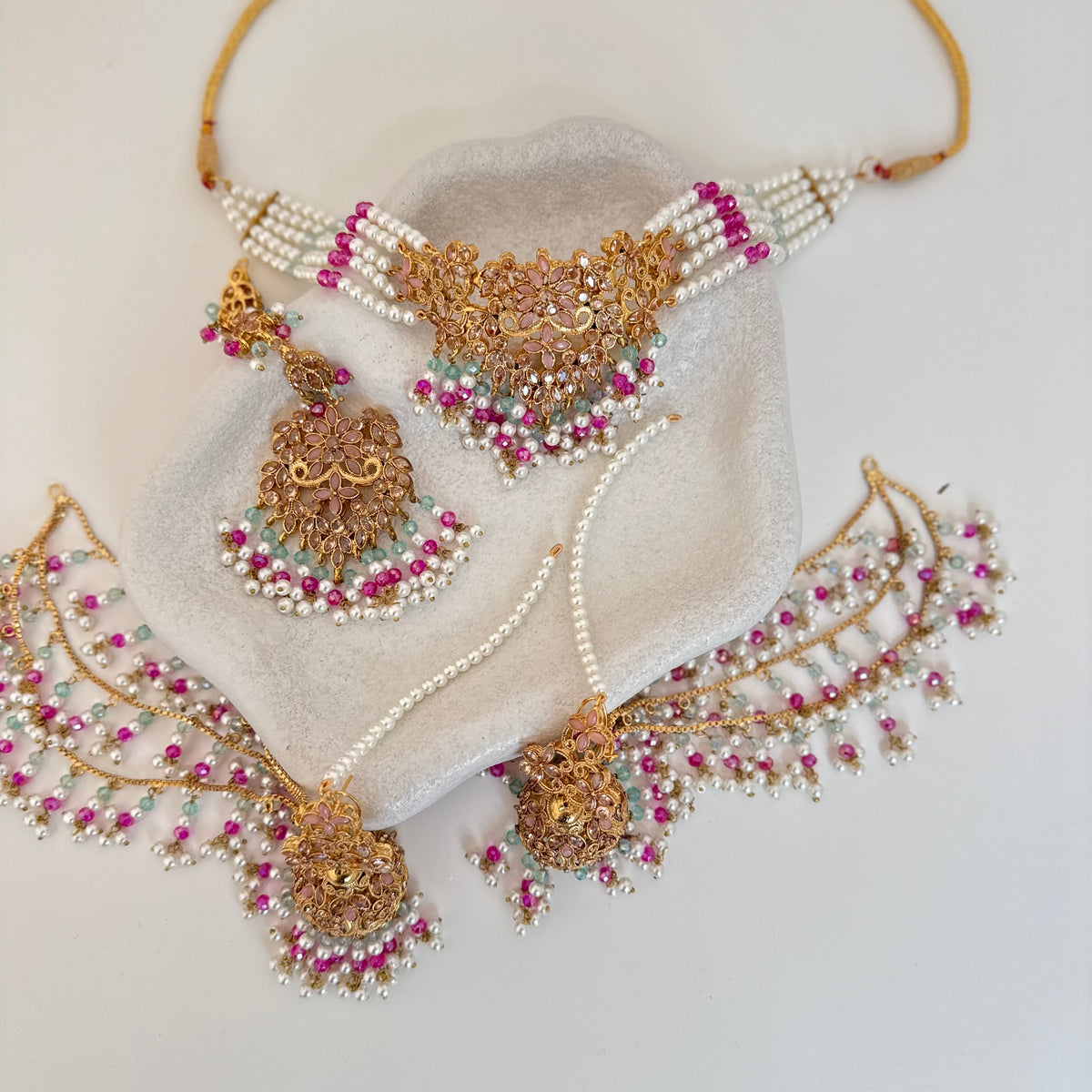 Mahira Choker Set