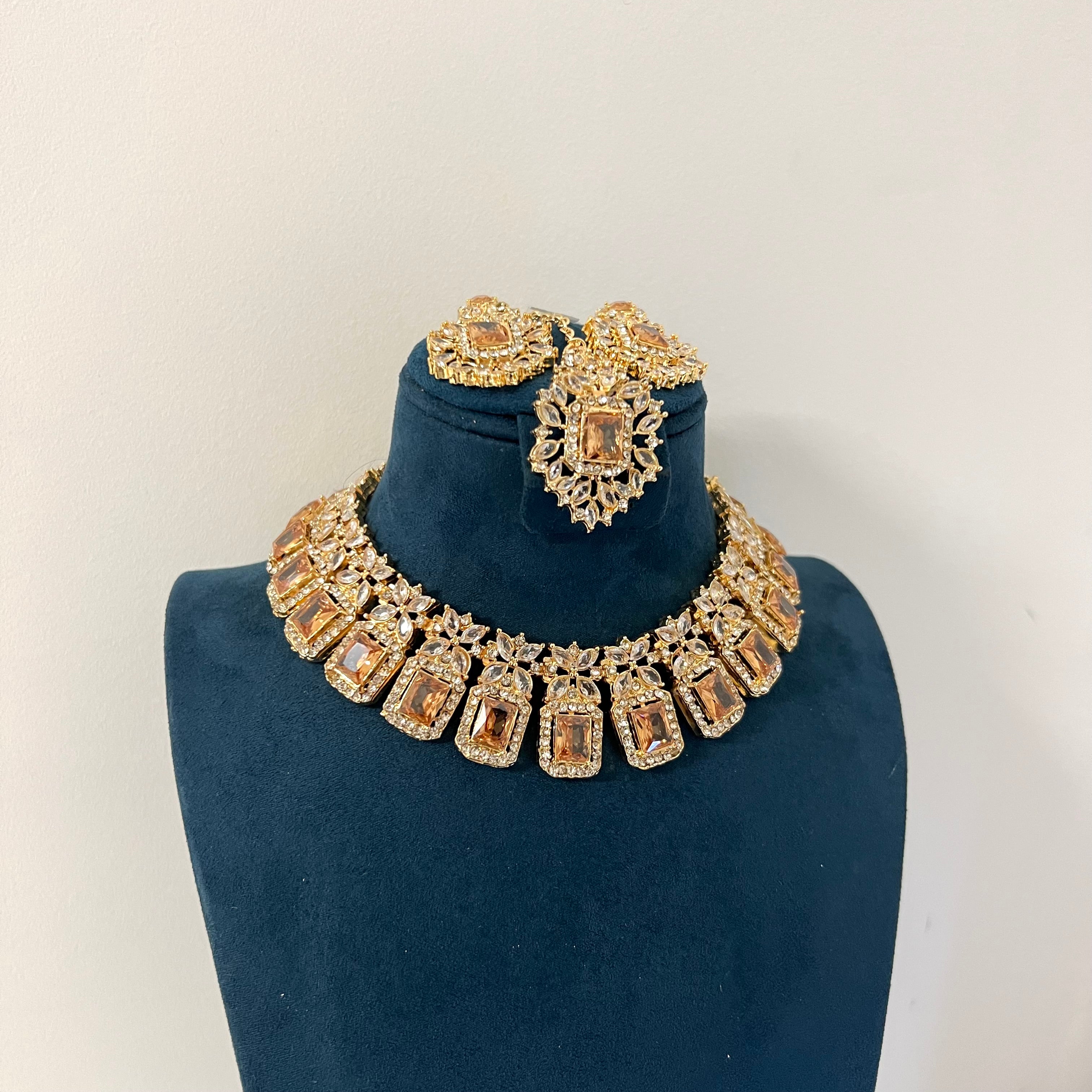 Zahra Necklace Set