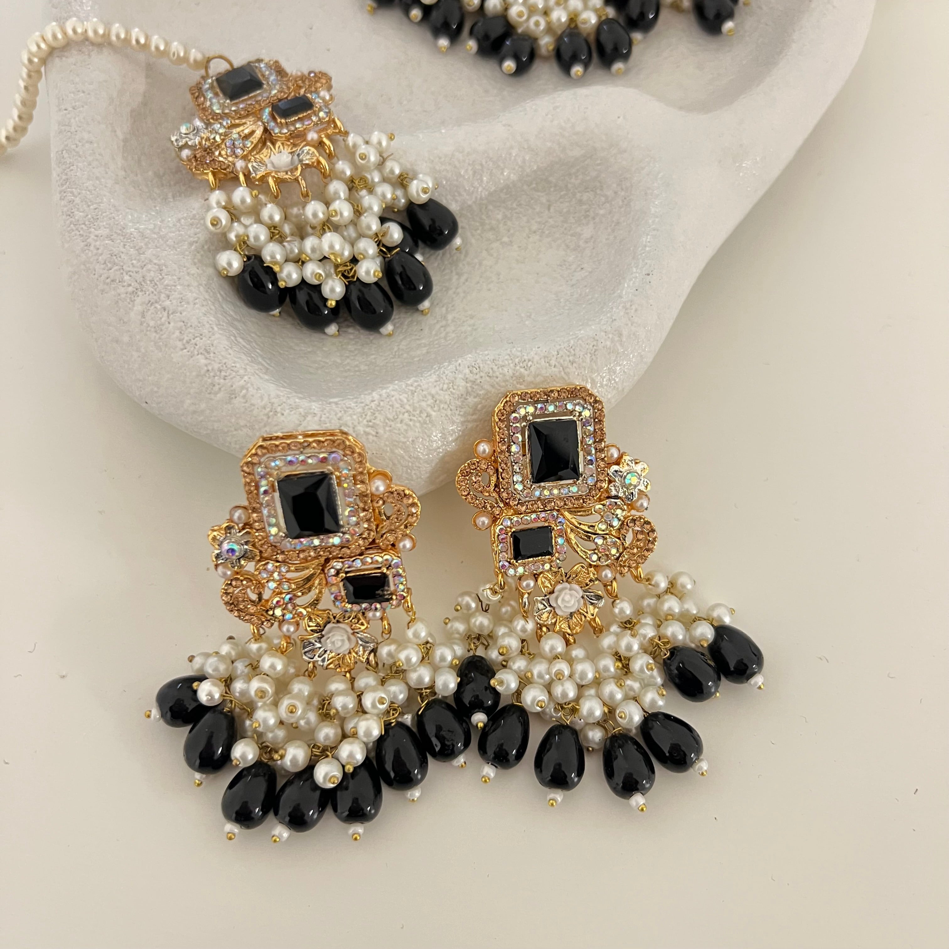 Sanna Choker Set