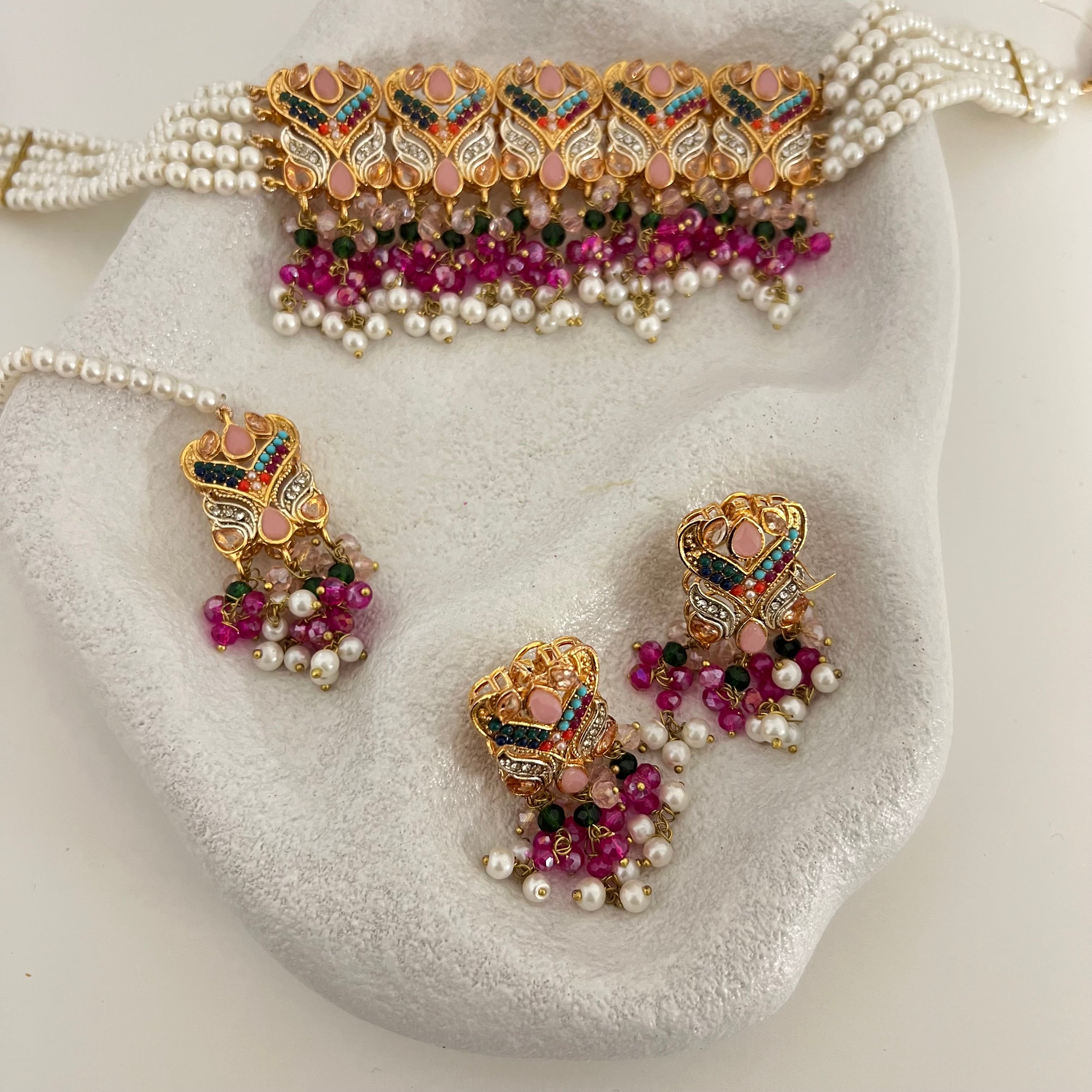 Nashwa Choker Set
