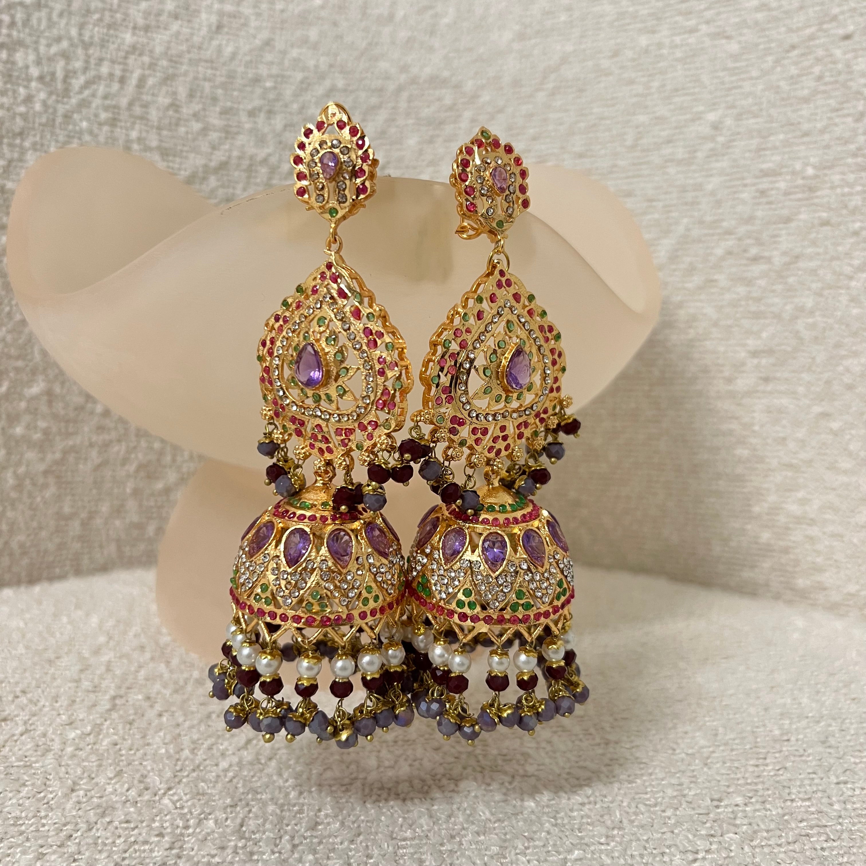 Parween Jhumka