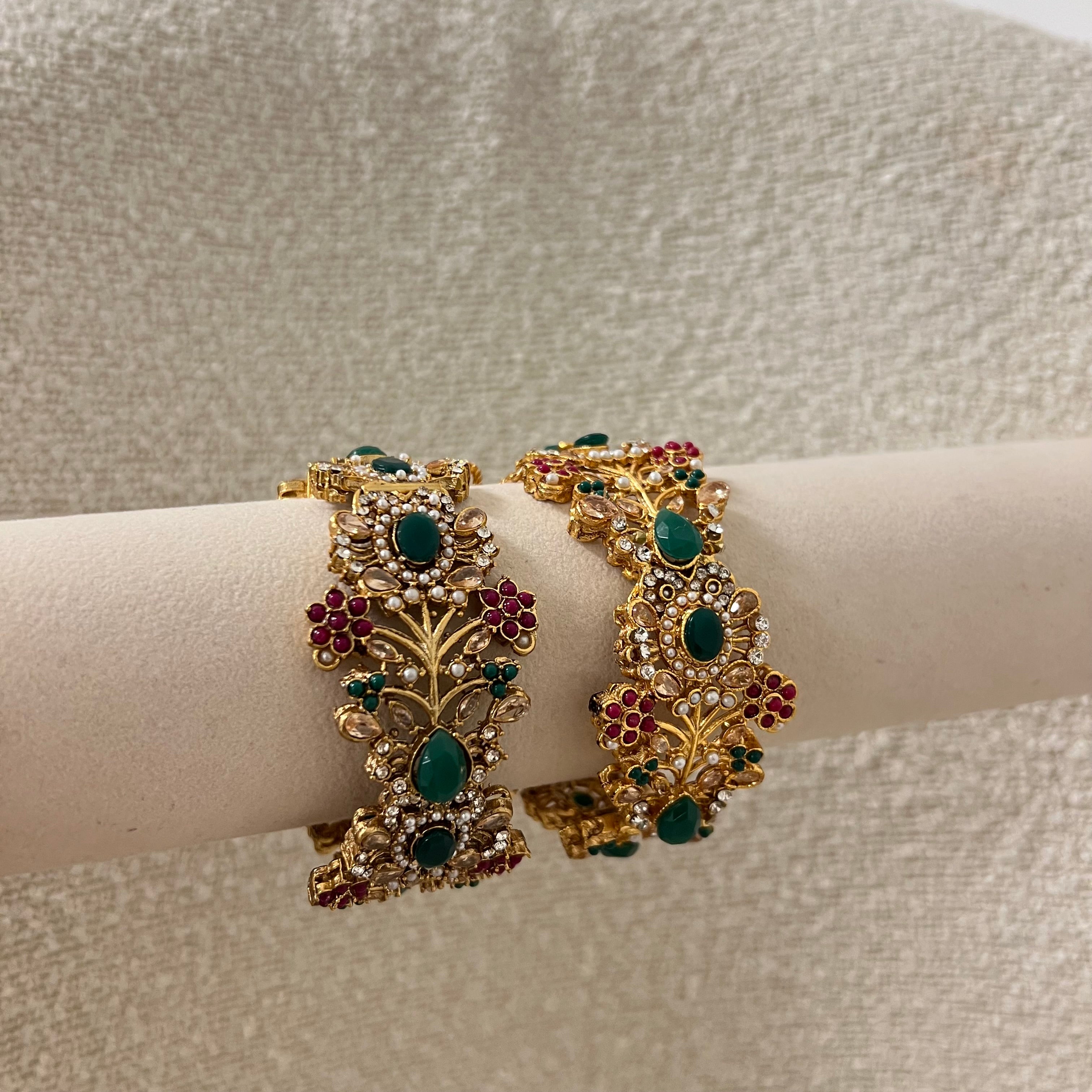 Izma Bangles Green