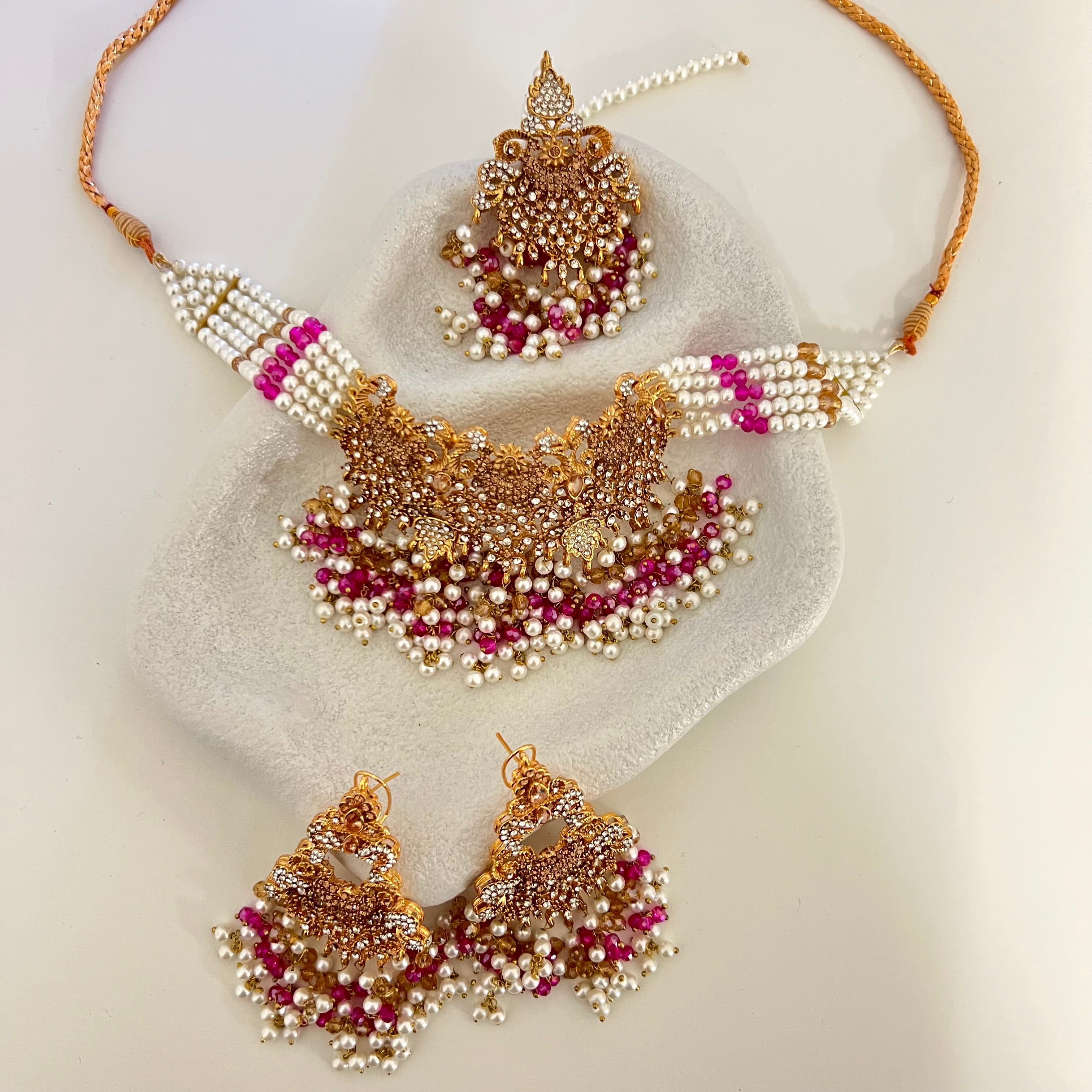 Sabika Choker Set