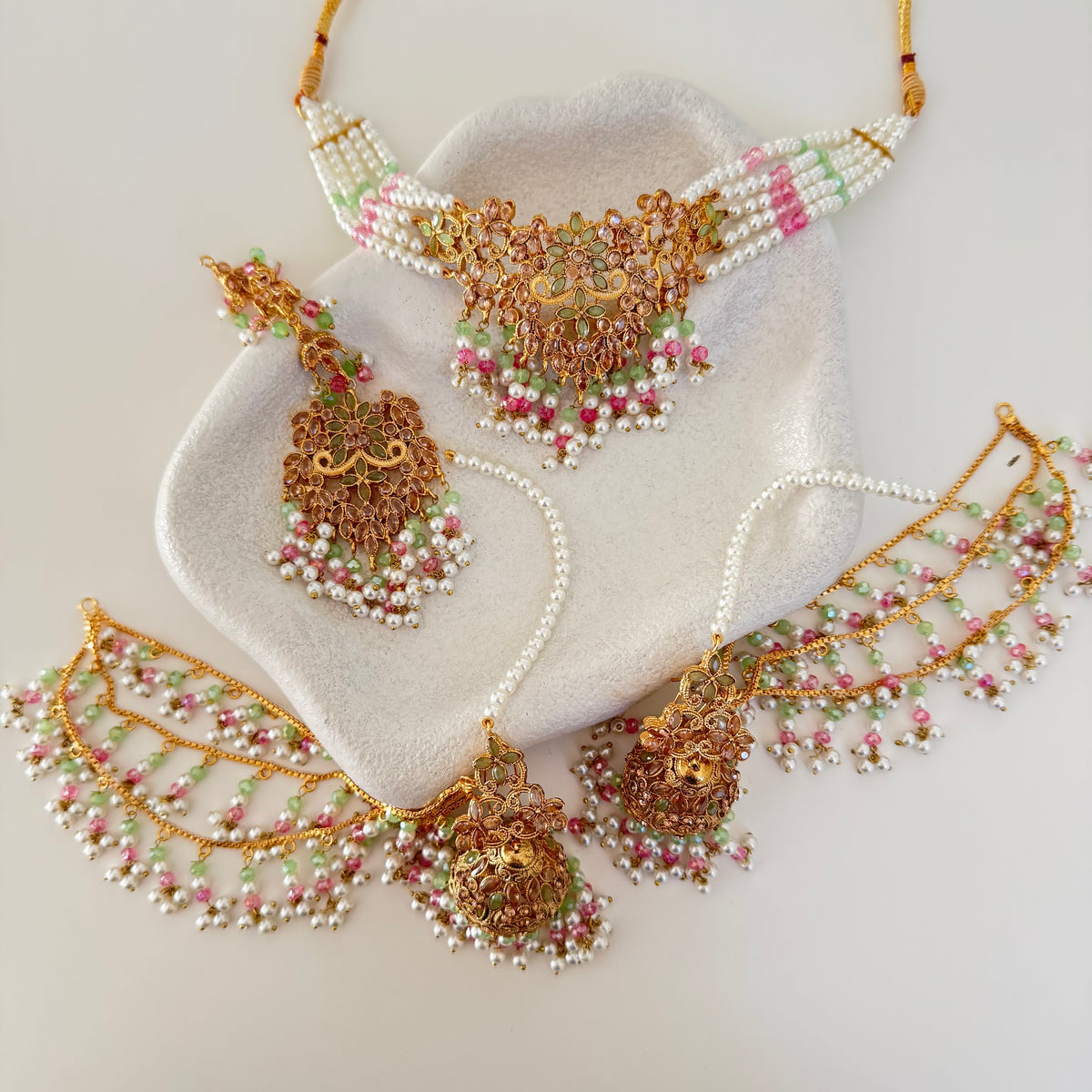 Mahira Choker Set