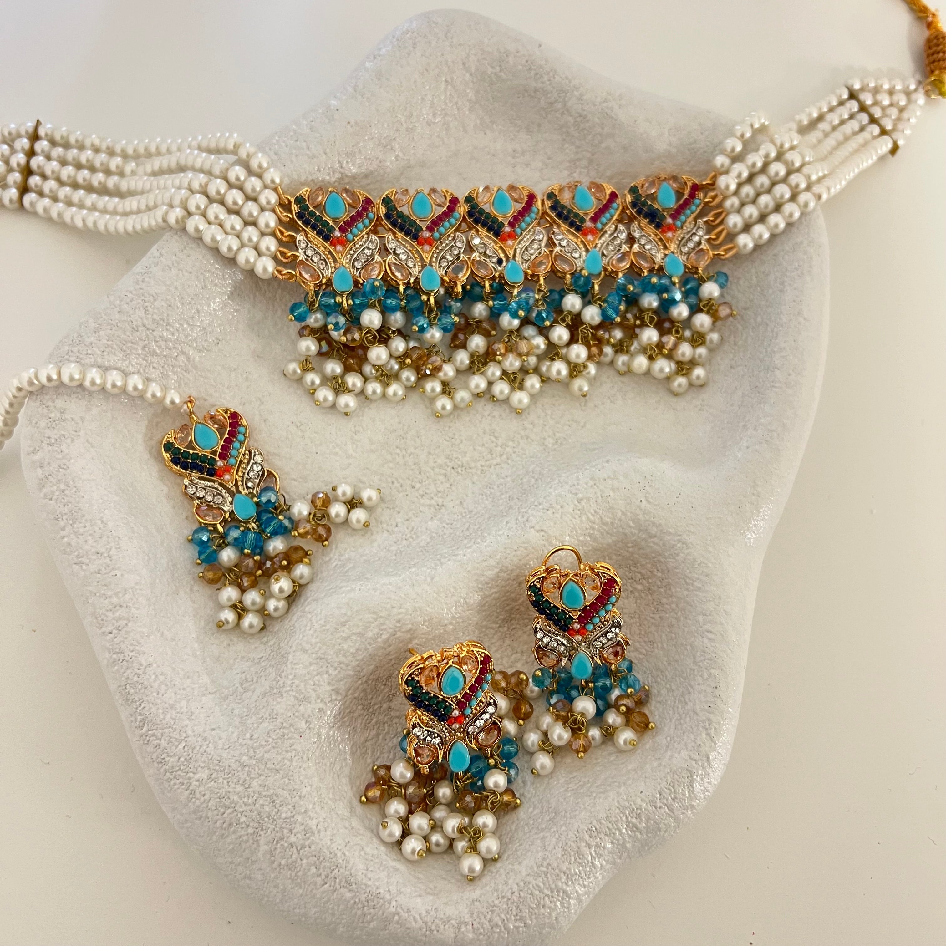 Nashwa Choker Set