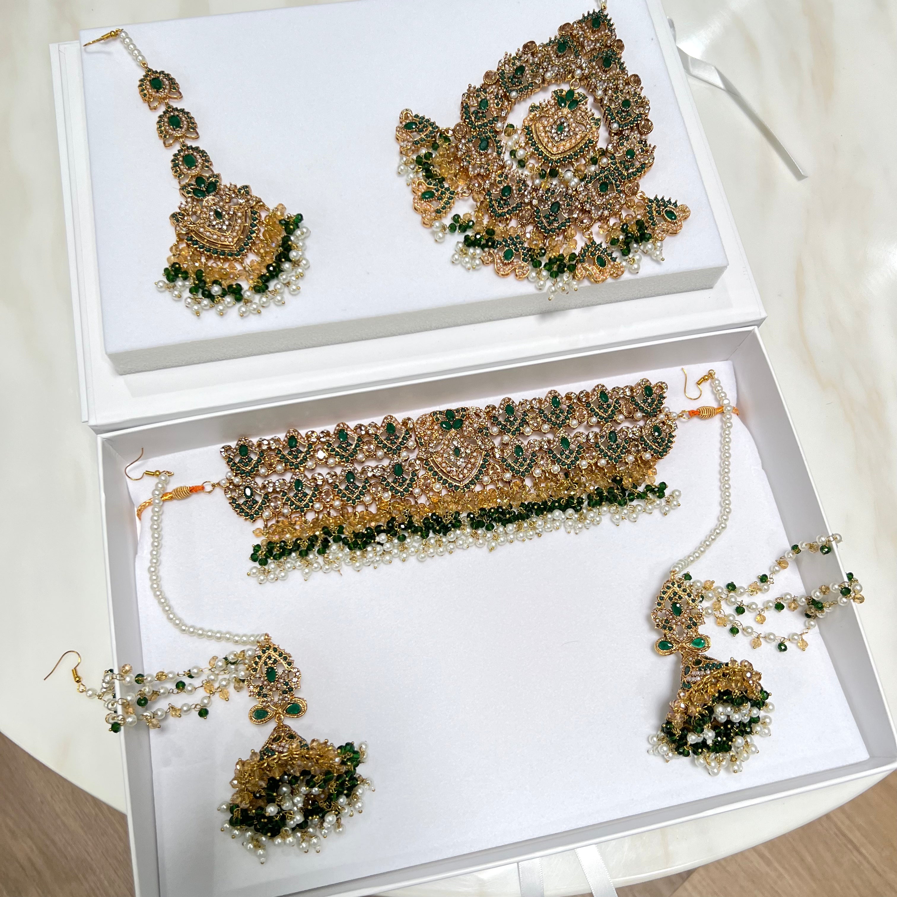 Isha Choker Set Green