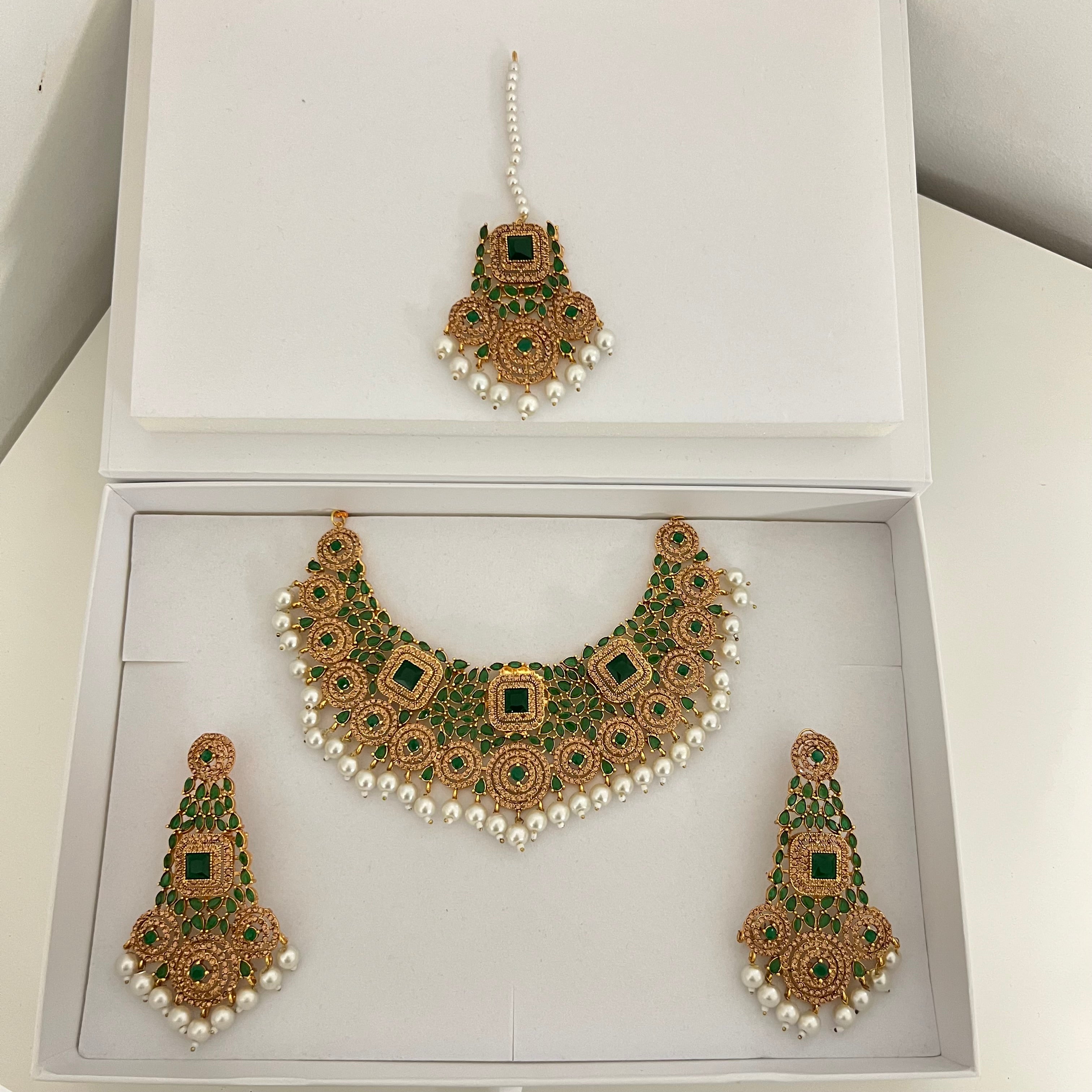 Sofia Necklace Set
