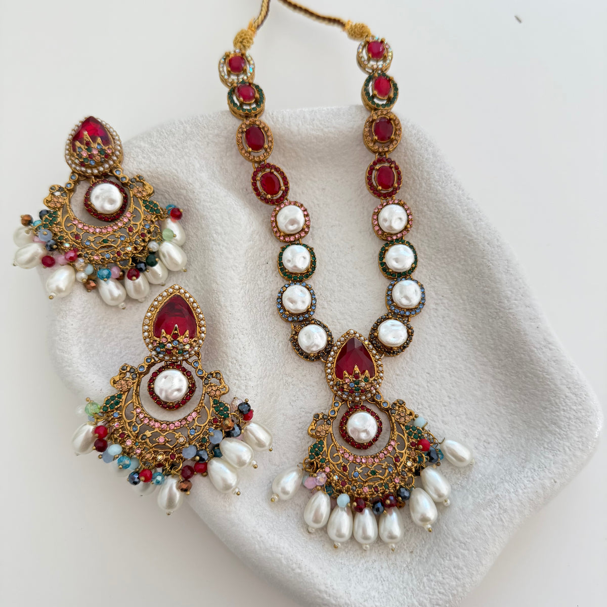 Naaz Necklace set