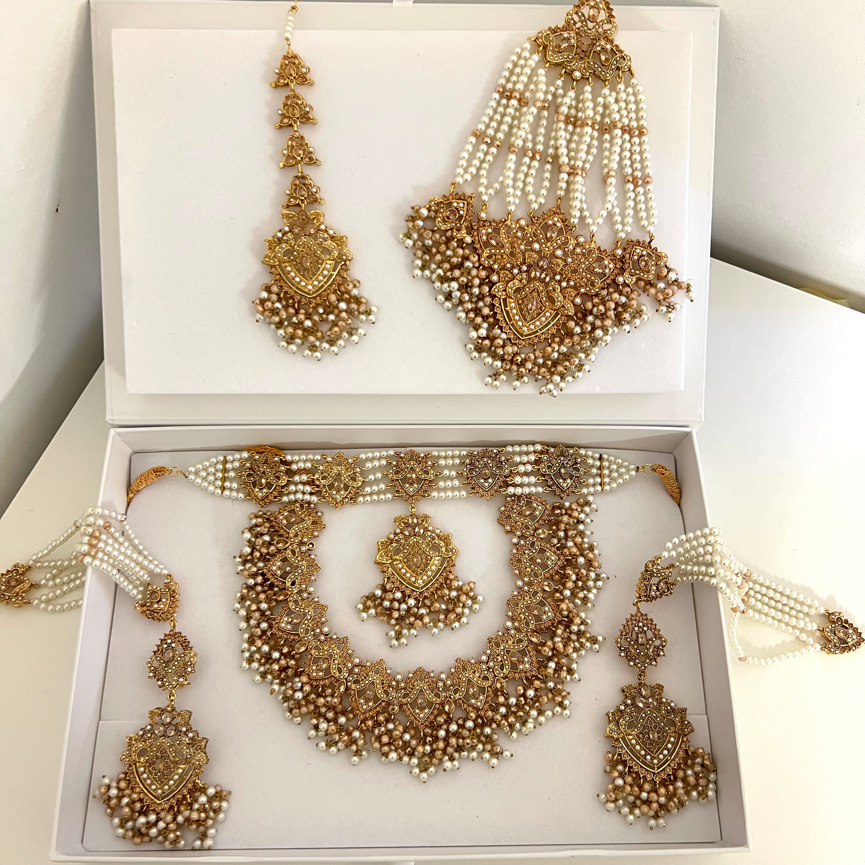 Sanam Bridal Set Gold