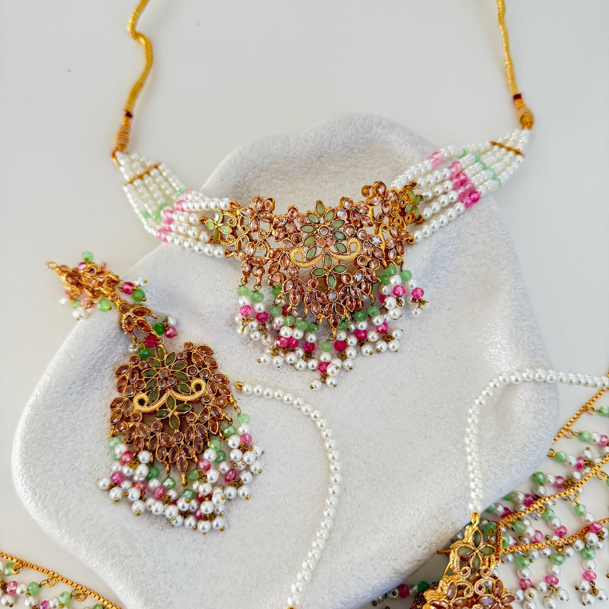Mahira Choker Set