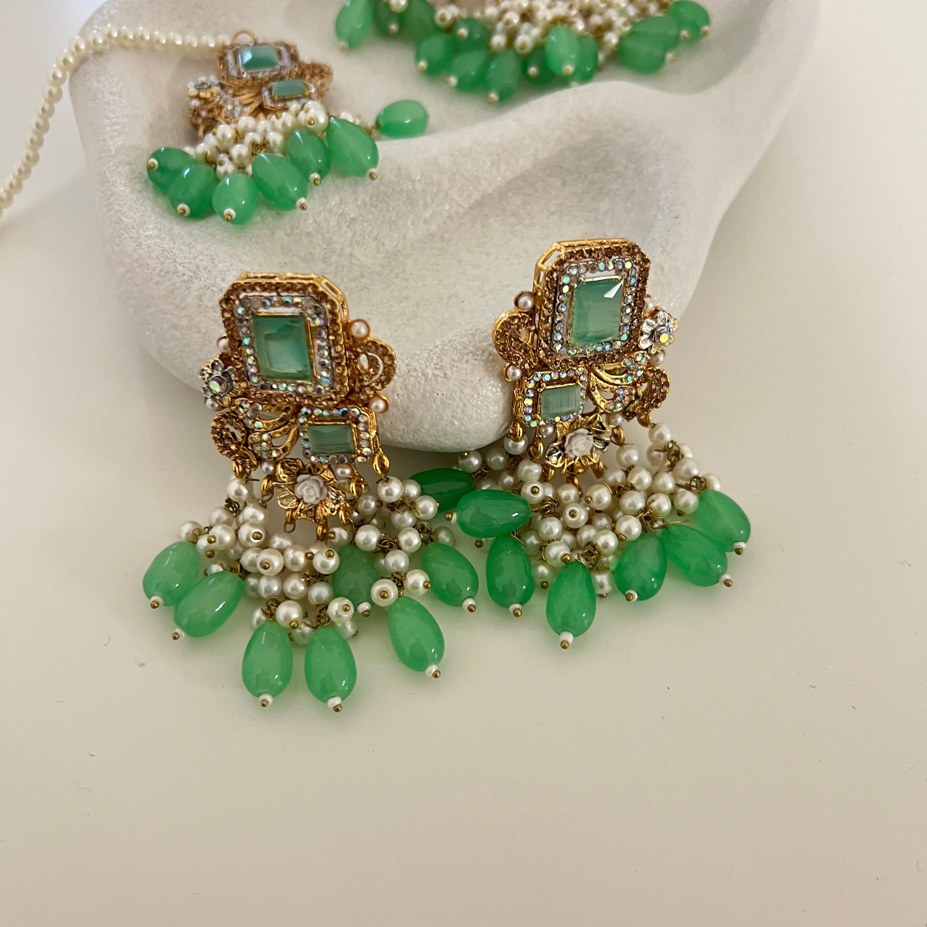 Sanna Choker Set