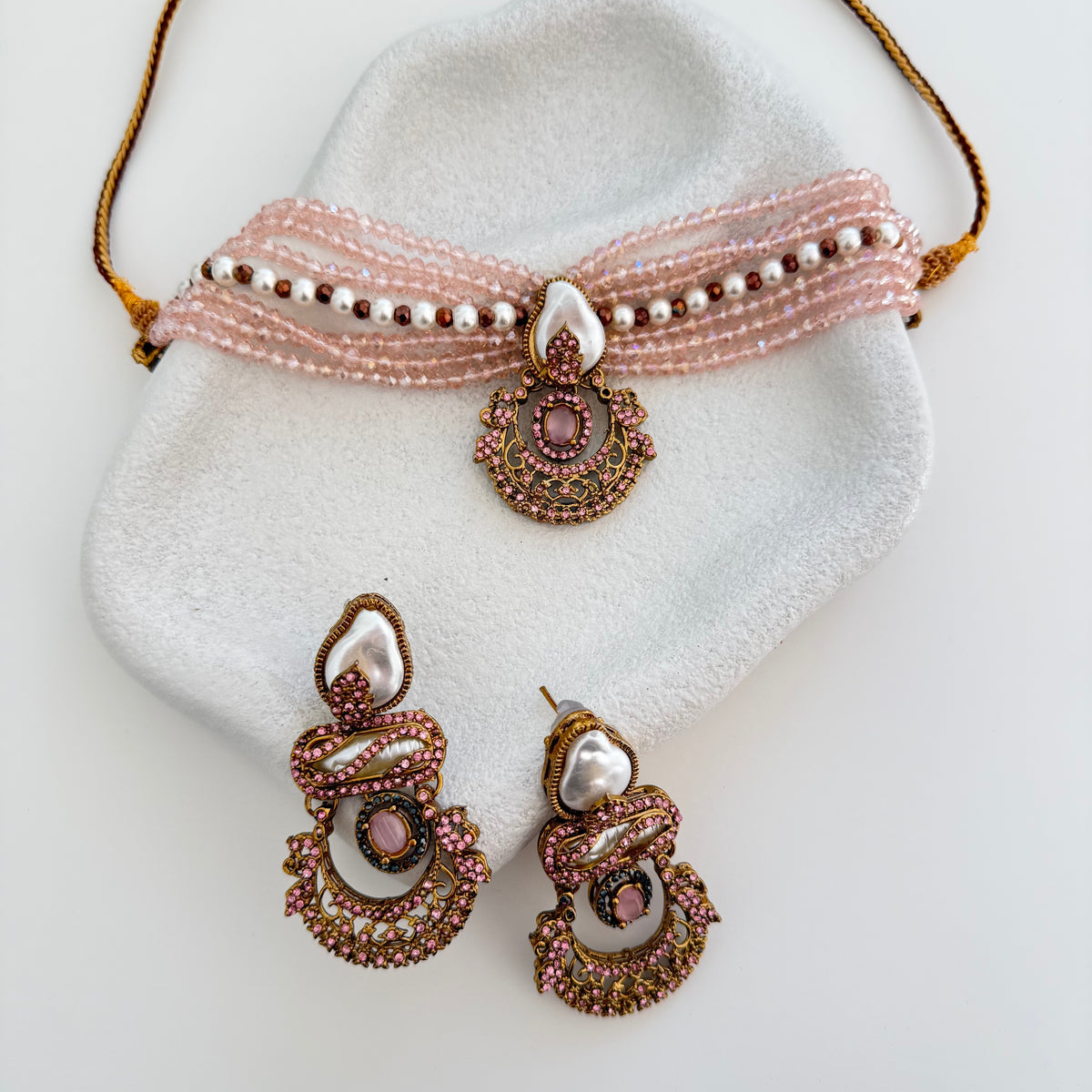 Ramisa Choker Set