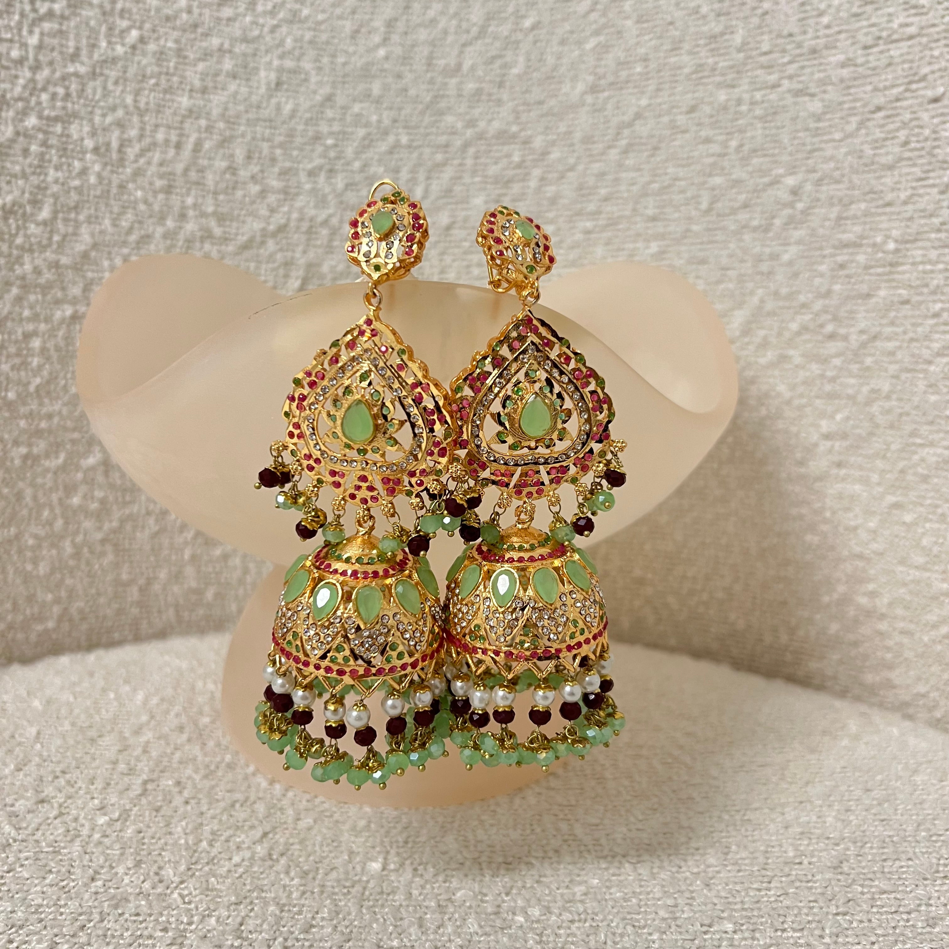 Parween Jhumka