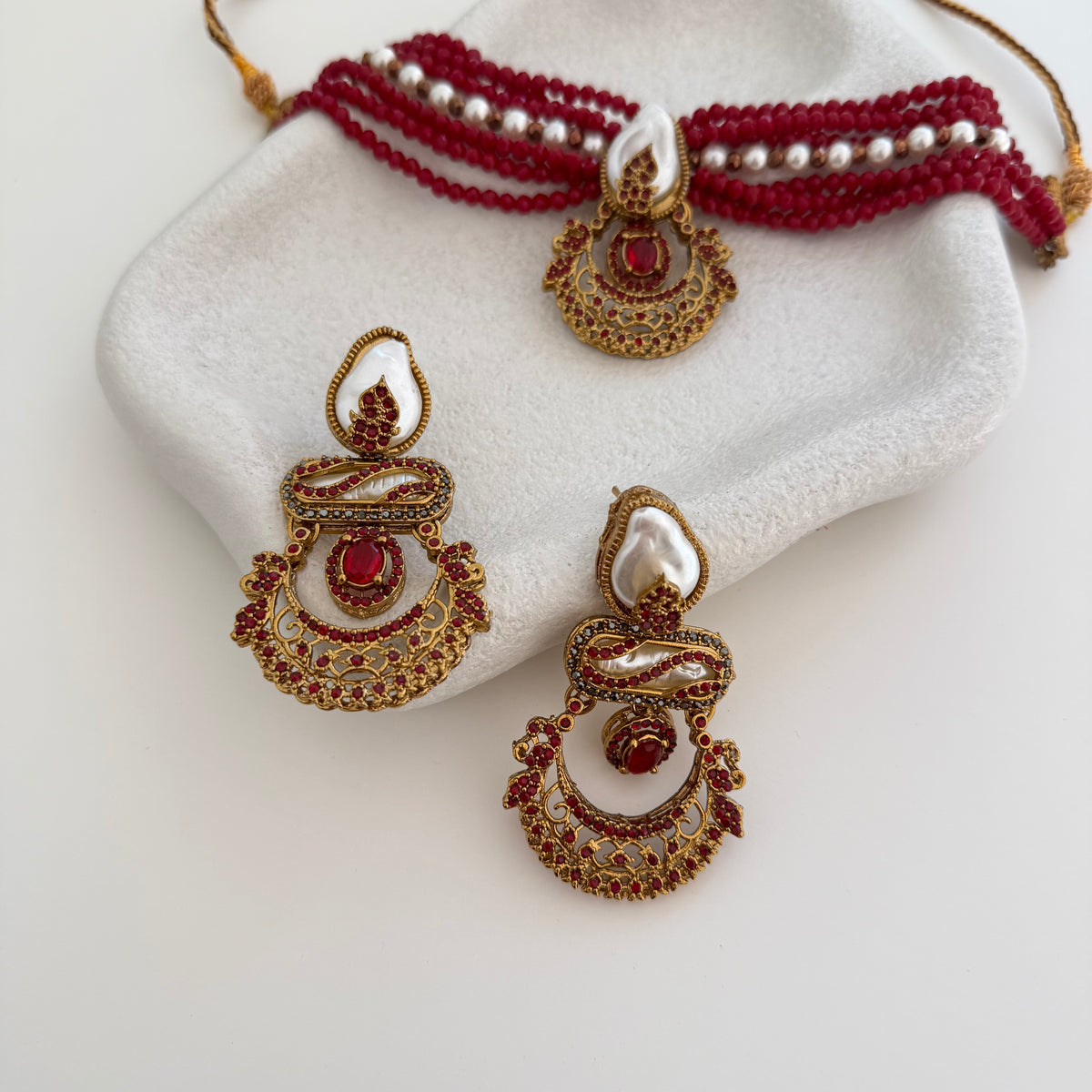 Ramisa Choker Set